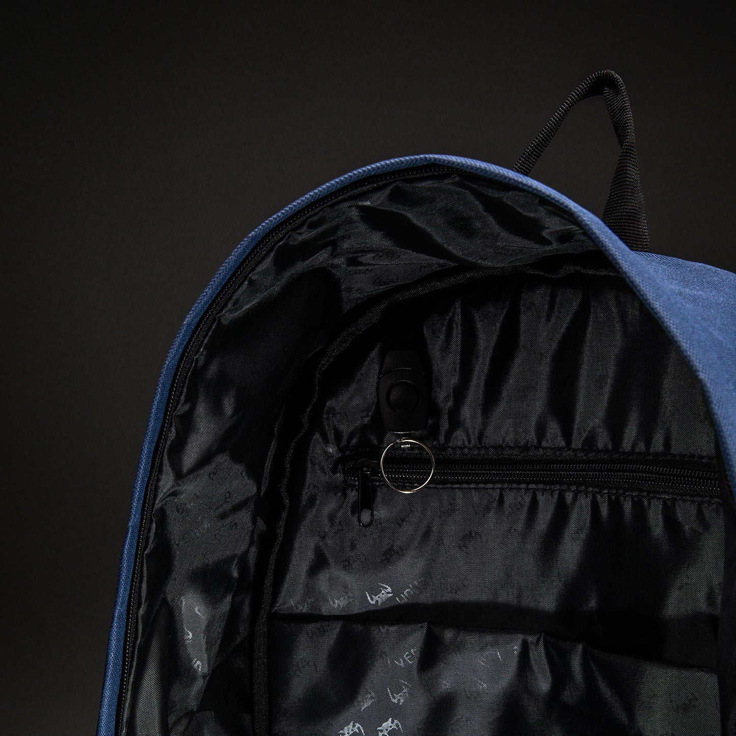 Venum Essential Sports Bags (24L) - Navy Blue