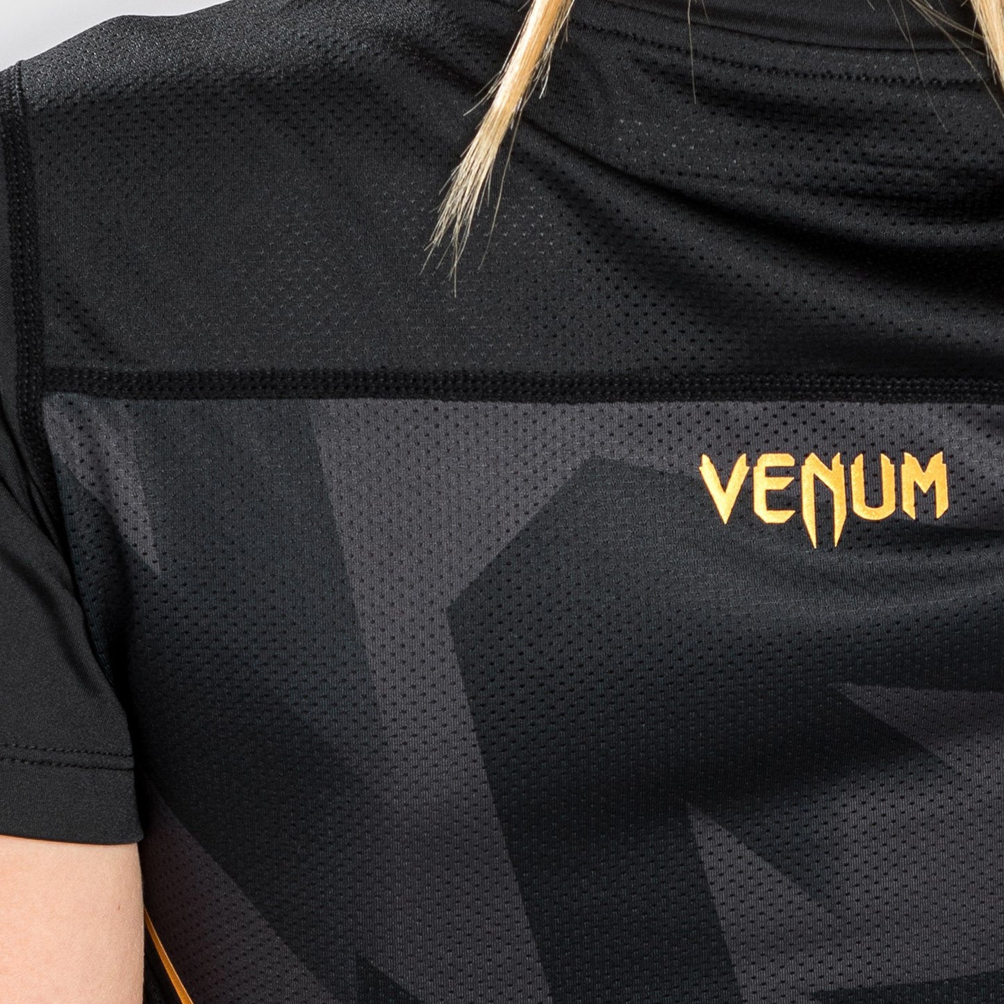 Venum Razor Dry Tech T-Shirt - For Women - Black/Gold