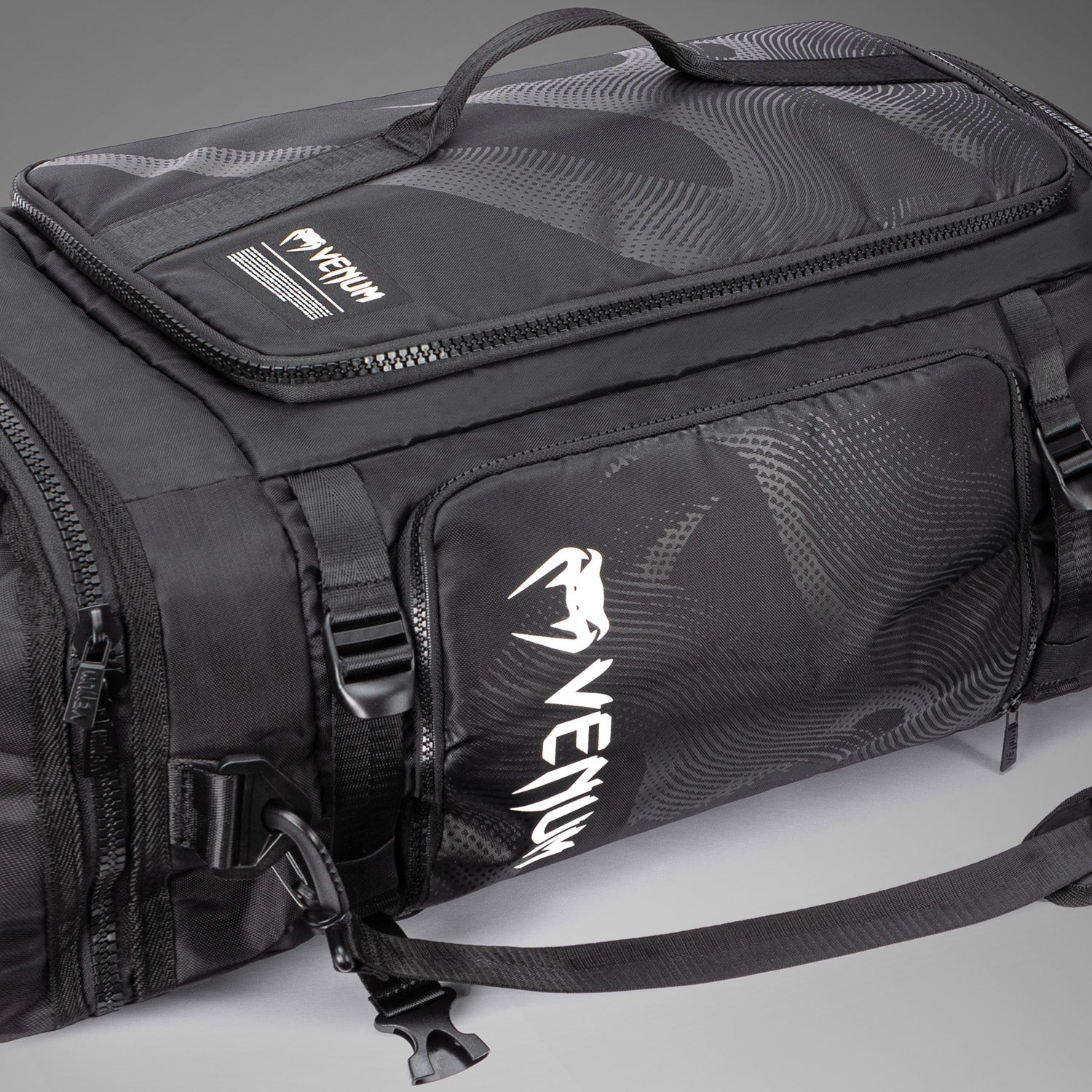 Venum Shockwave Convertible Sports Bag (48L) - Black - Venum
