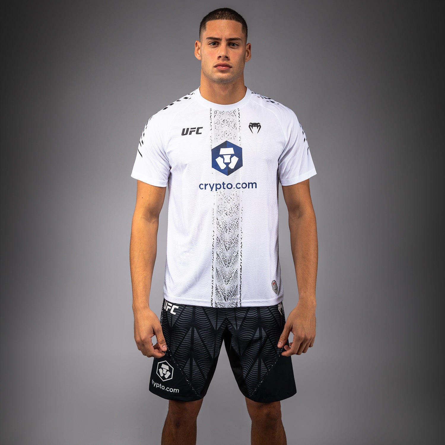 正規品 Venum ヴェナム UFC シャツ M ホワイト fight week Men's UFC Zenith by Venum White Authentic Fight Night Walkout Jersey