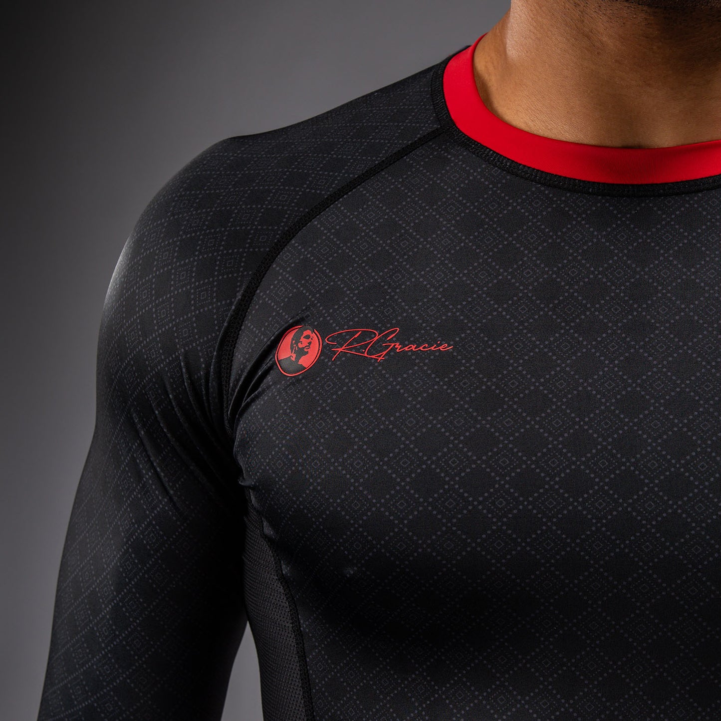 Venum x Roger Gracie Signature Long Sleeve Rashguard - Black/Red