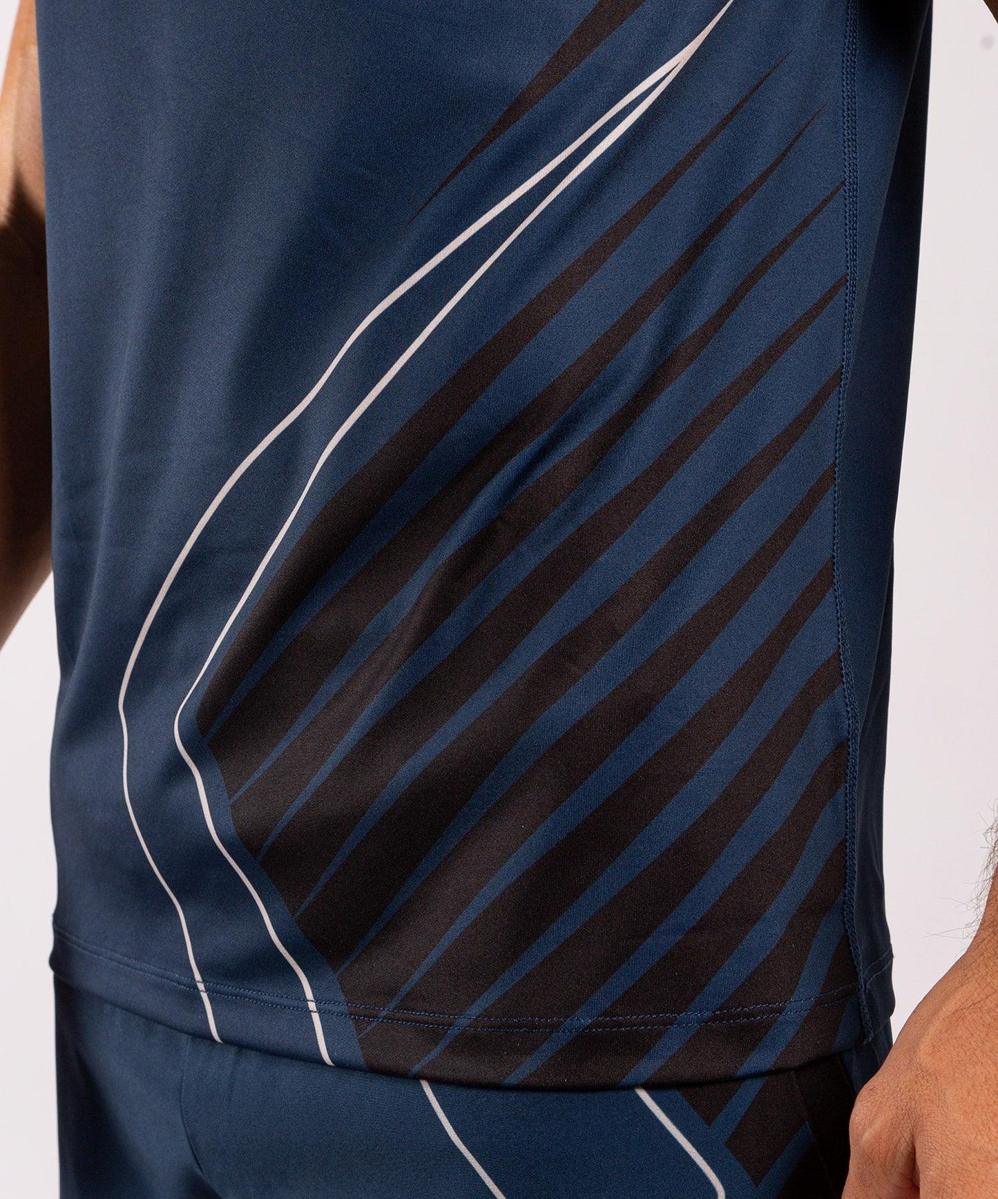 Venum Contender 5.0 Dry-Tech T-shirt - Navy/Sand Picture 8
