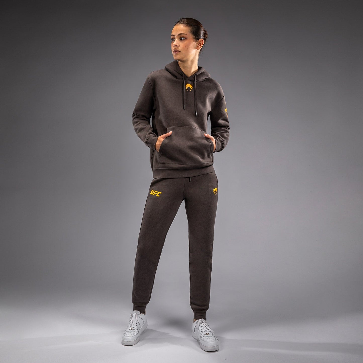 UFC Fusion by Venum Fight Week Women’s Pullover Hoodie - Solid Earthen Brown
