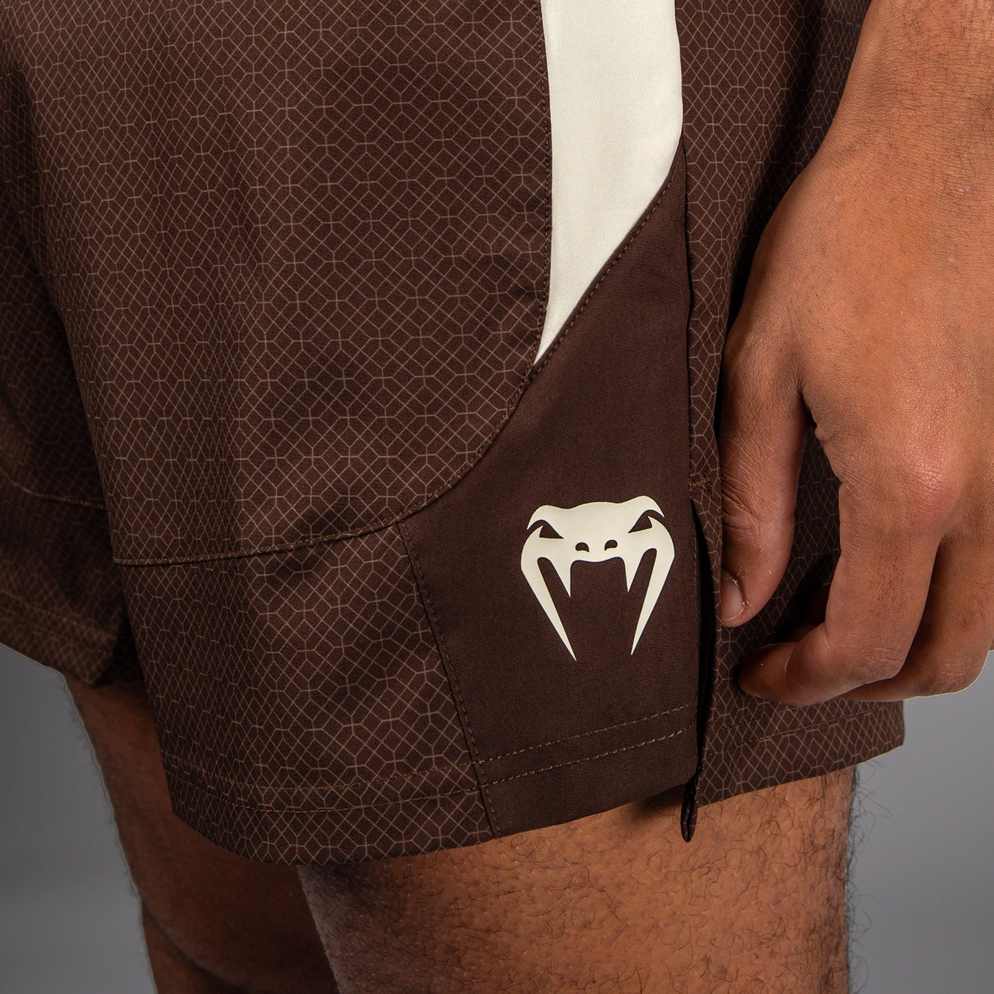 Venum x Roger Gracie Academy Fightshorts - Dark Brown