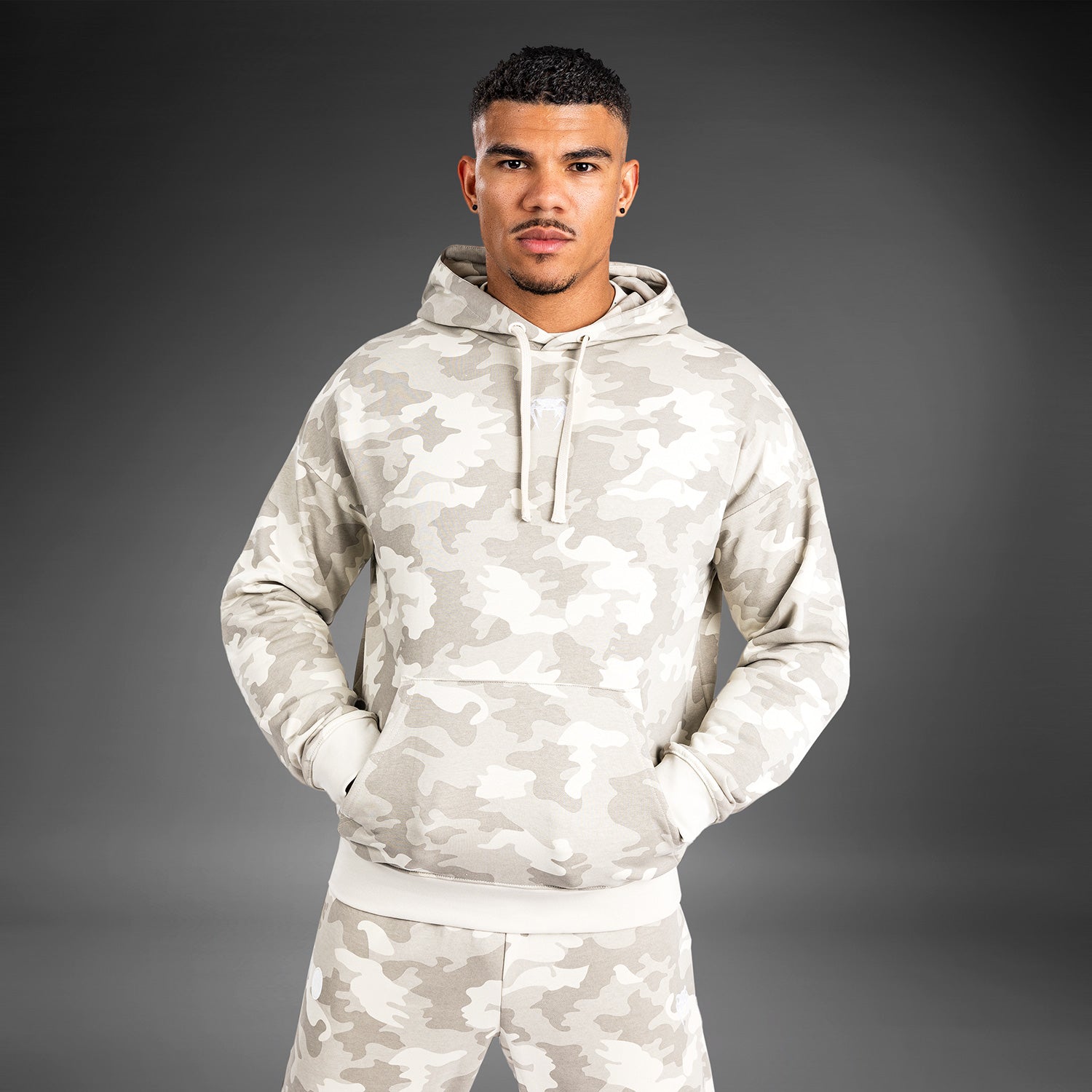 ヴィーロン VLONE SAND CAMO HOODIE パーカー L Vlone Vlone Hoodie Desert camo | Grailed