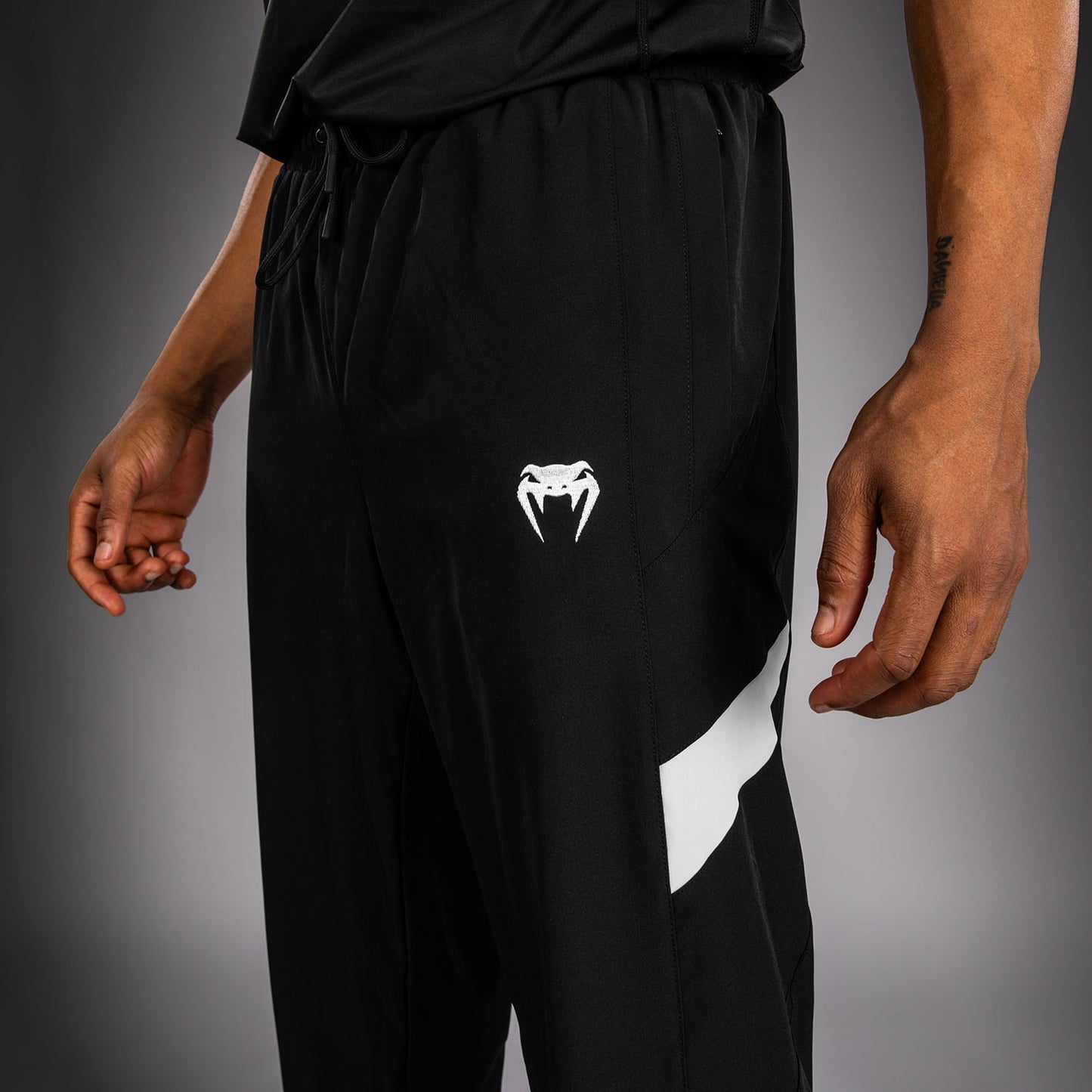 Venum Attack 90 Joggers - White/Black
