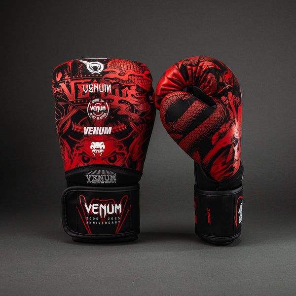 Venum 20th Anniversary Boxing Gloves - Black/Red - Venum - Venum