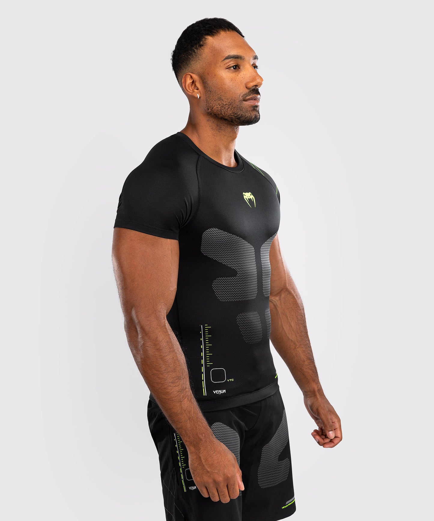 Venum Training Camp 4.0 Short Sleeve Rashguard - Black/Neon Green