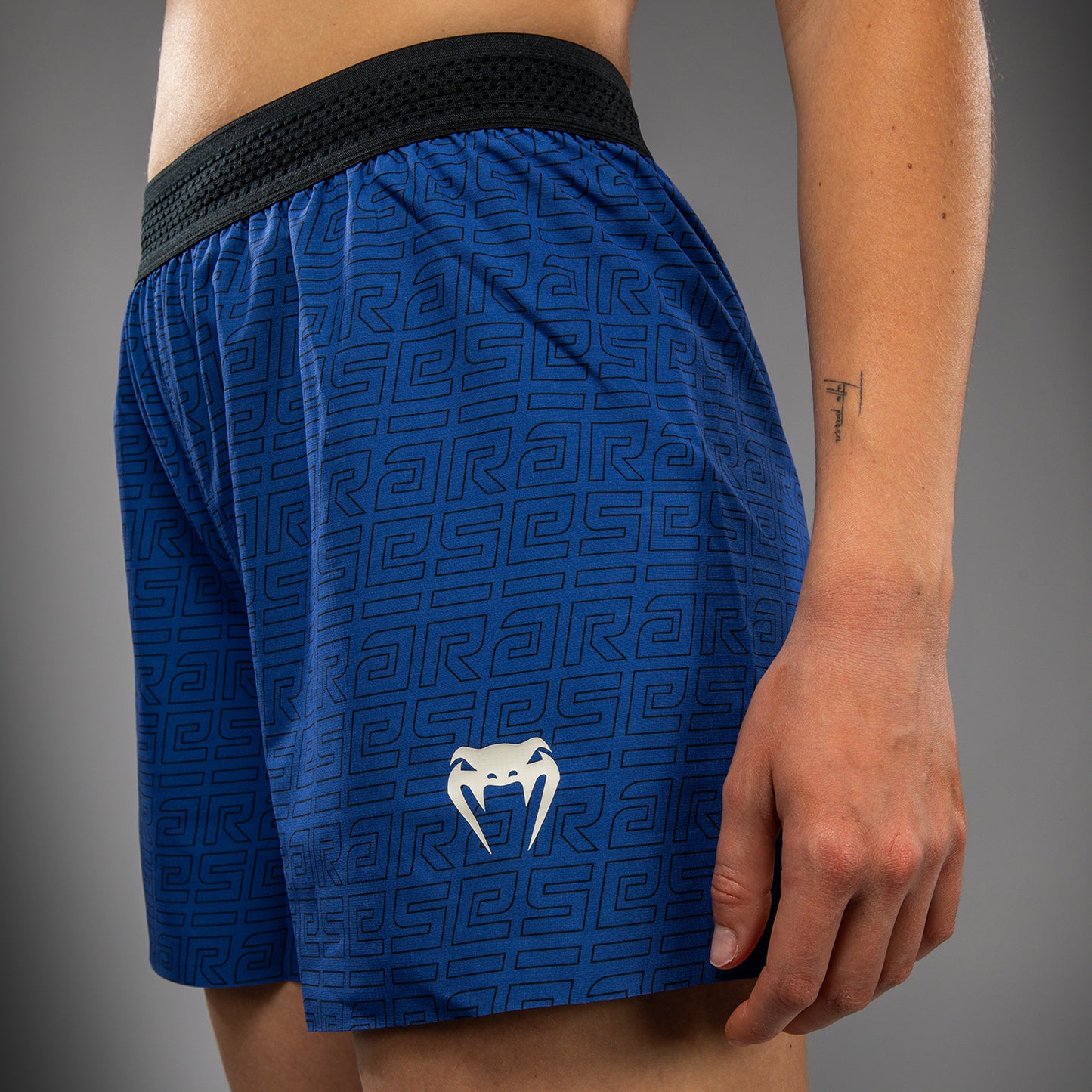 Venum x Ares Women’s Training Shorts - Royal Blue
