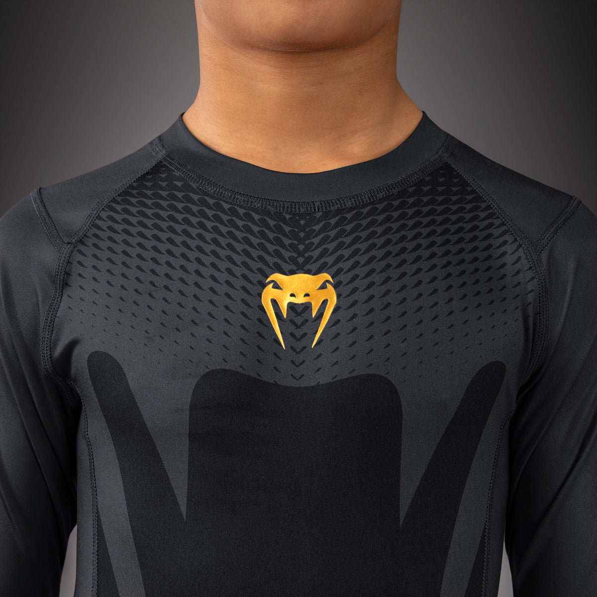 Venum Attack Short Sleeve Rashguard for Kids - Black/Gold