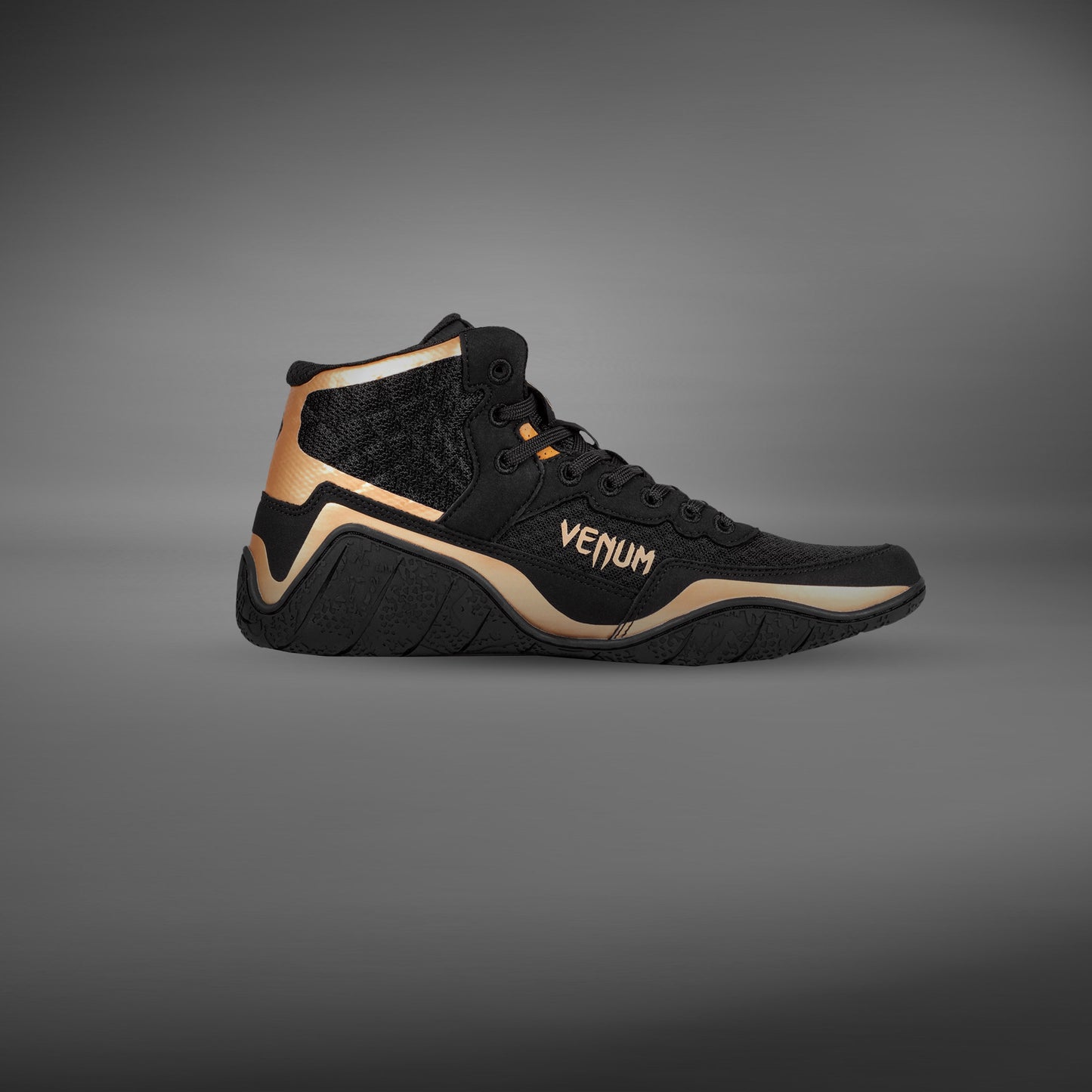 Venum Elite Wrestling Shoes - Black/Bronze