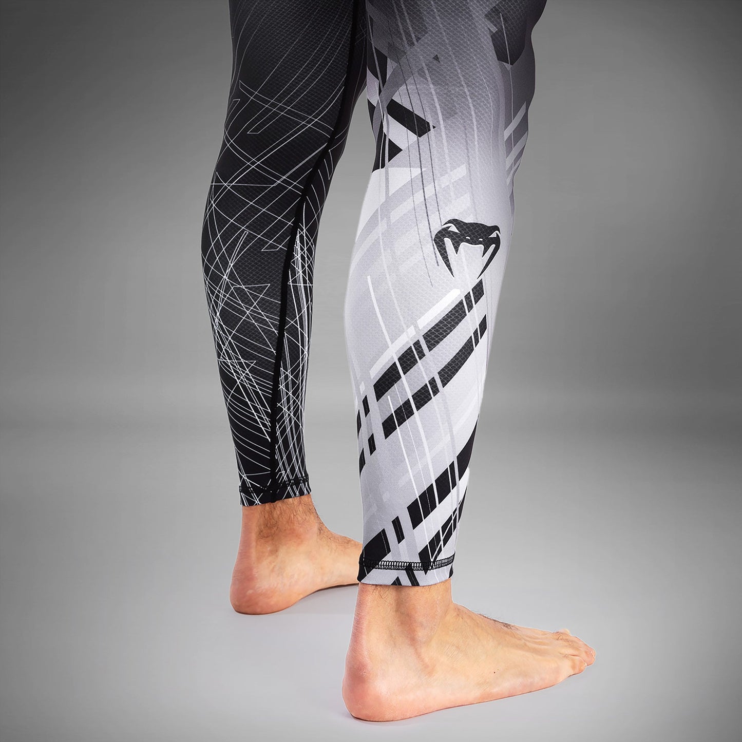 Venum Gorilla Jungle Spats - Black/White