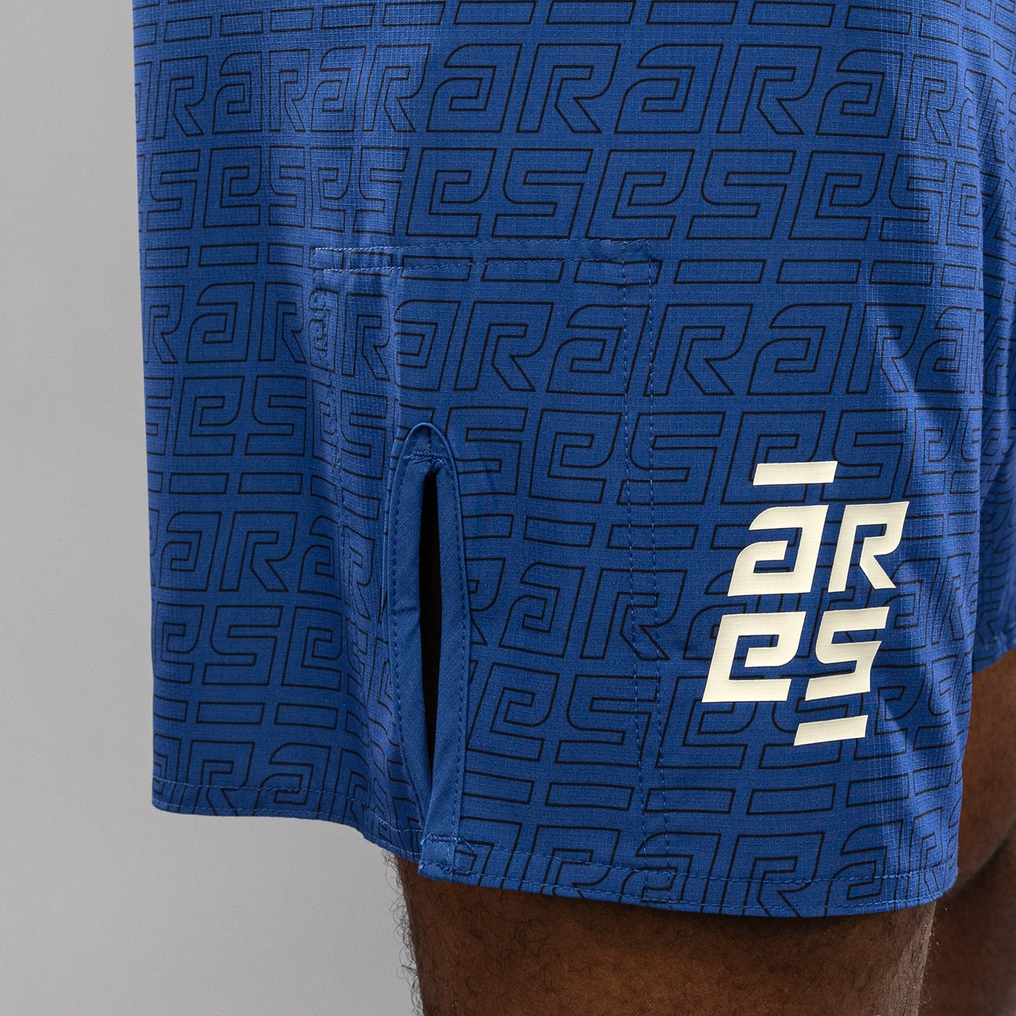 Venum x Ares Men’s Fight Shorts - Royal Blue