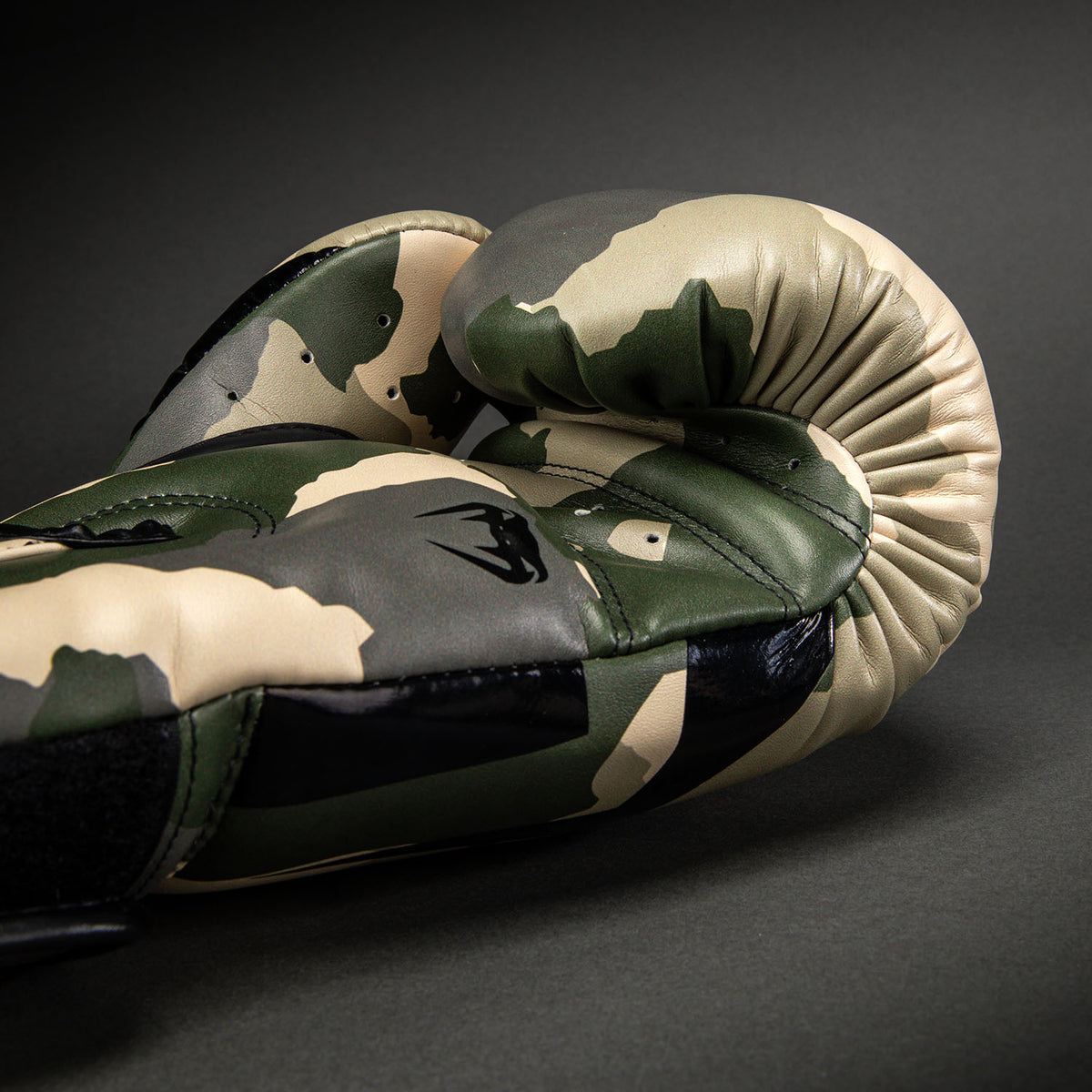 Venum Elite Camo Boxing Gloves - Khaki/ Off-White