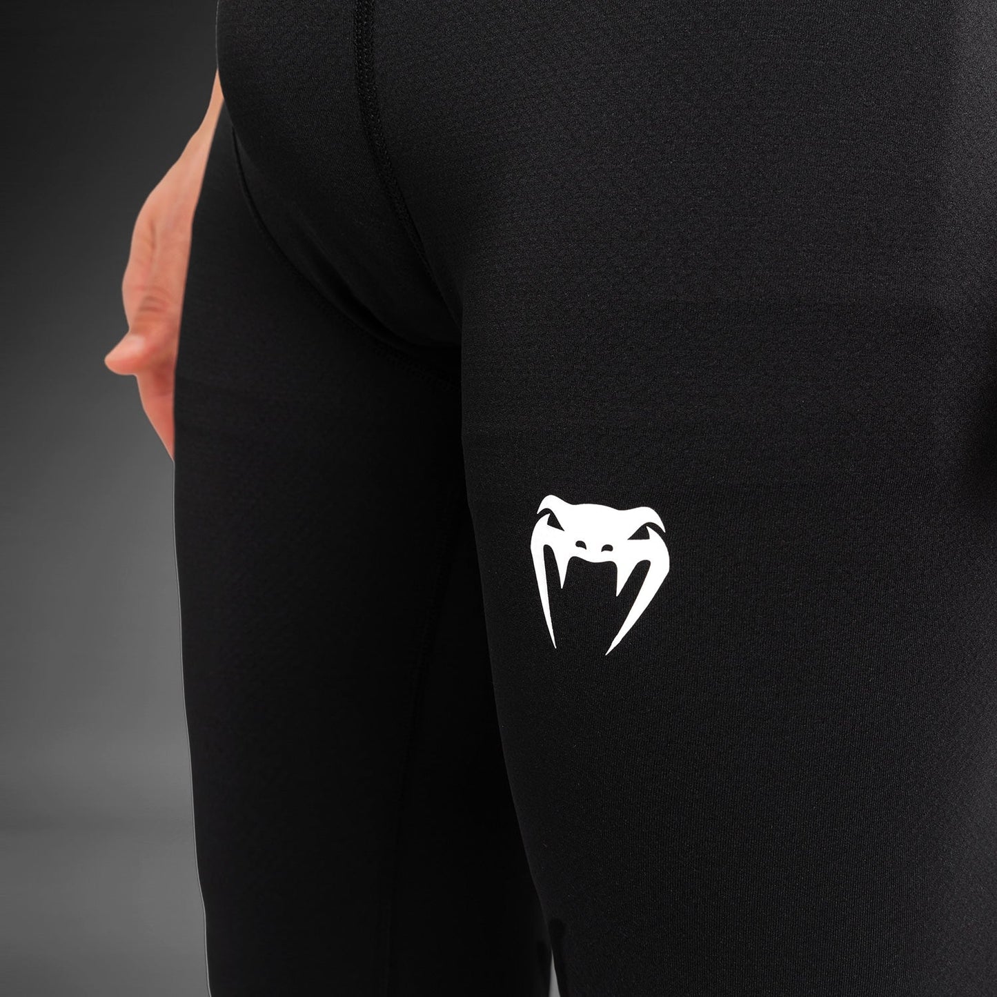 Venum Contender Men’s Spats - Black/White