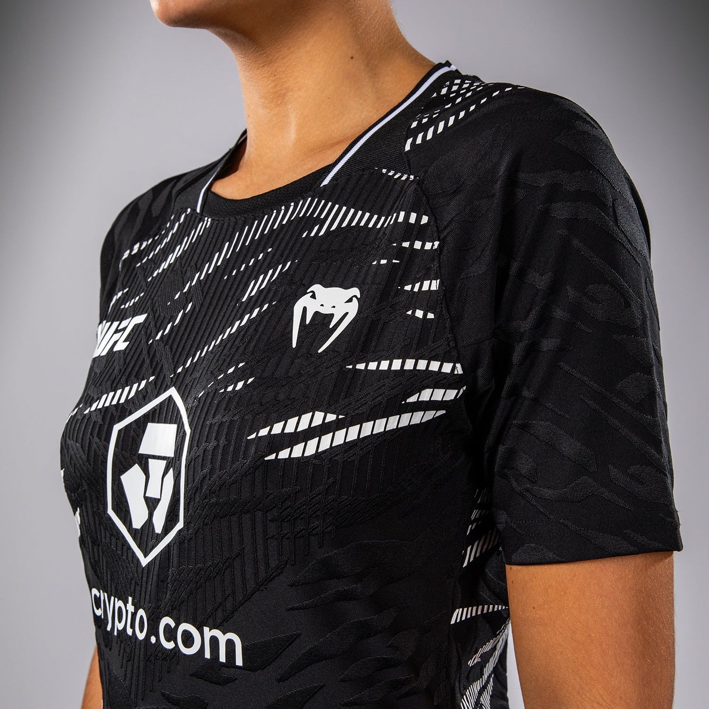UFC Fusion by Venum Authentic Fight Night Women’s Walkout Jersey - Black