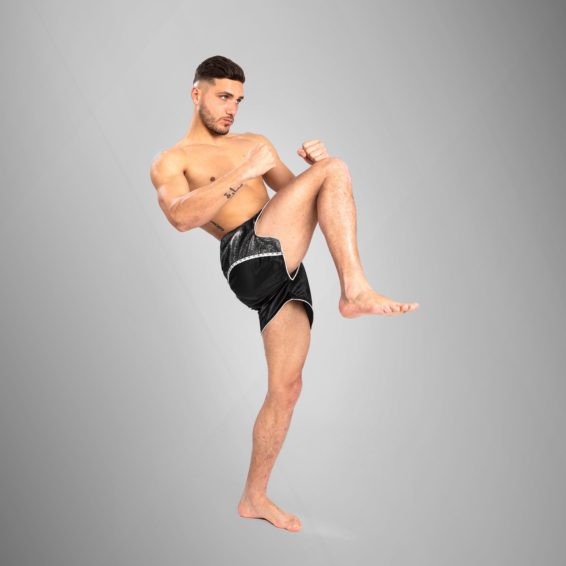 Venum Absolute 2.0 Muay Thai Shorts - Black/Silver - Venum