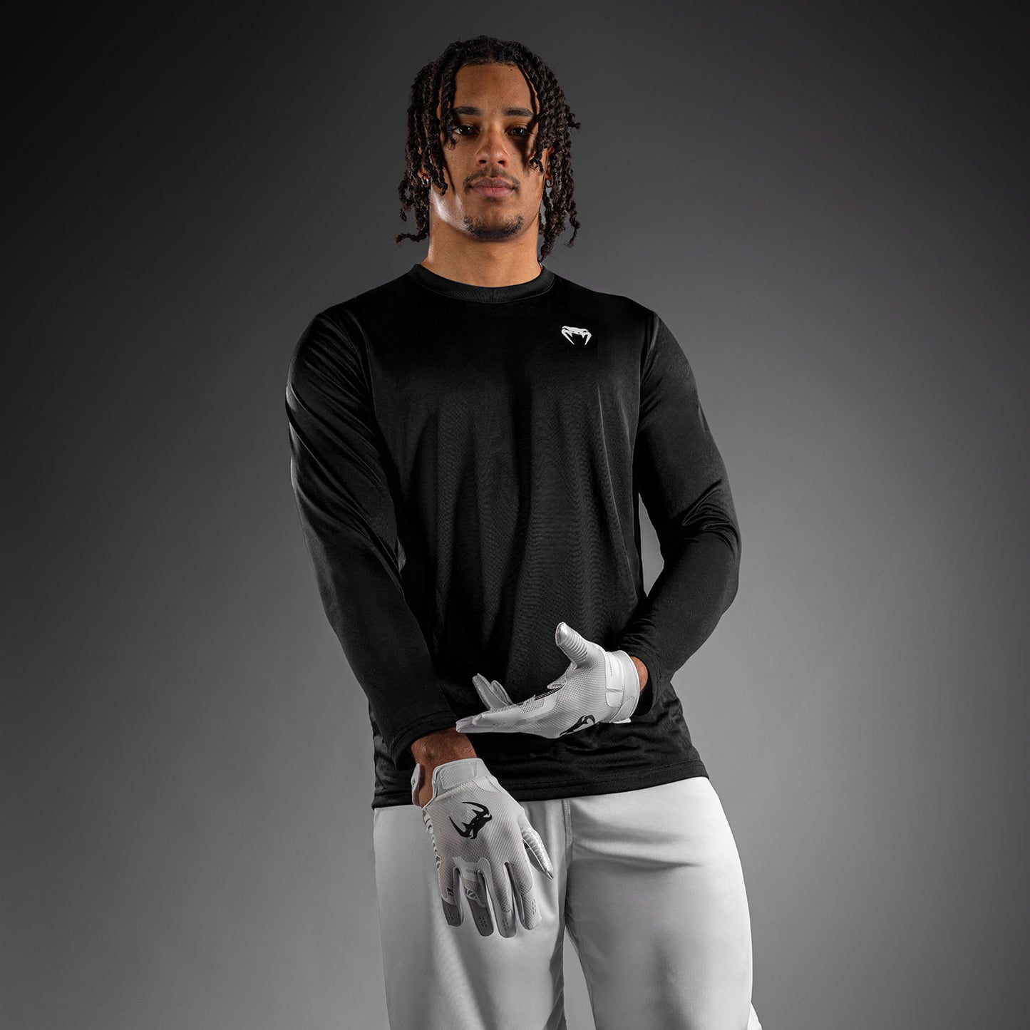 Venum Lineup Personalized Performance Long Sleeve T-Shirt - Black/White