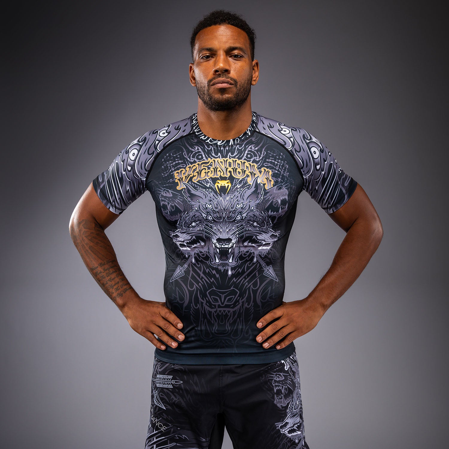 Venum Wolf Atak Short Sleeve Rashguard - Black/Grey - Venum