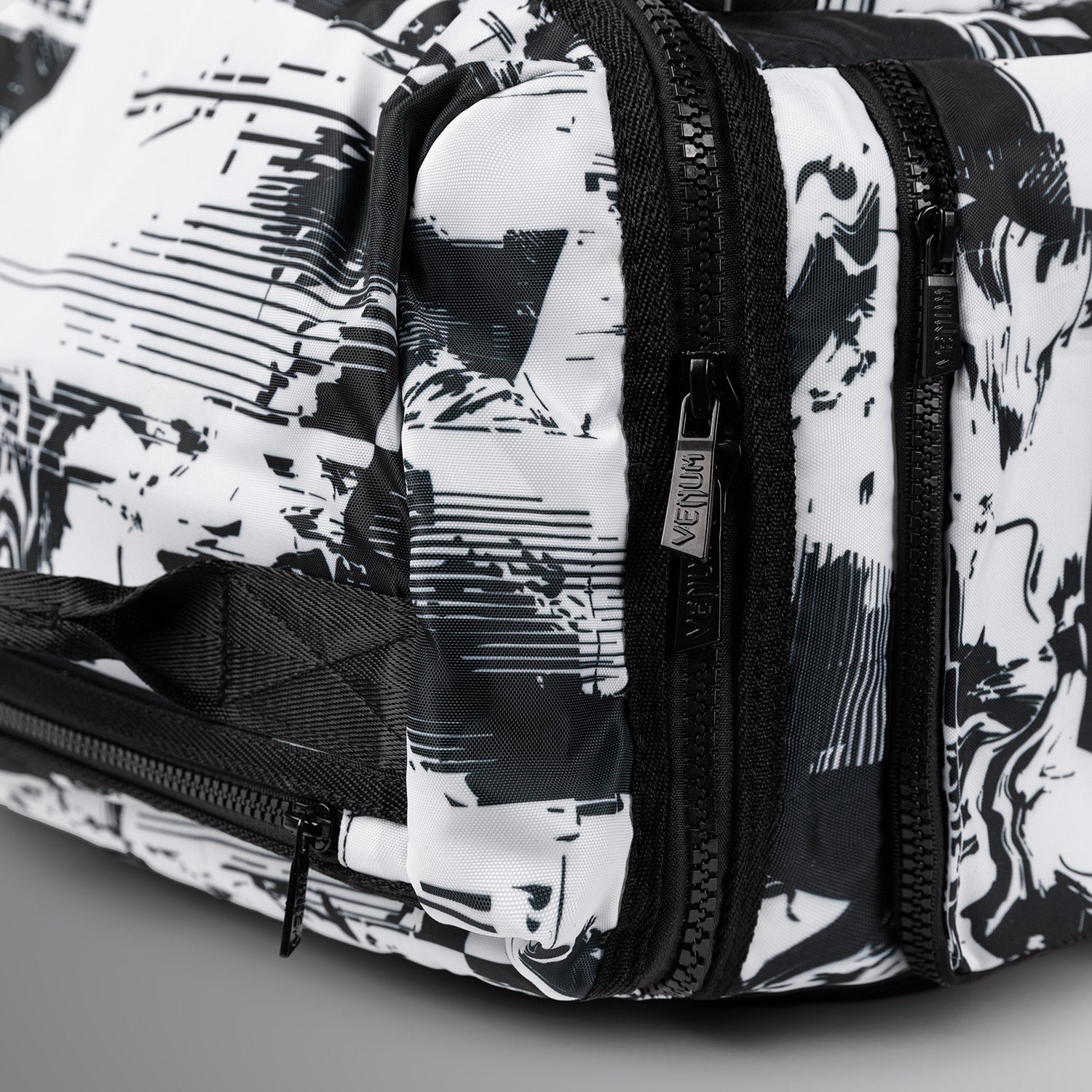 Unisex UFC Zenith by Venum White Authentic Fight Week Gear Bag - Venum