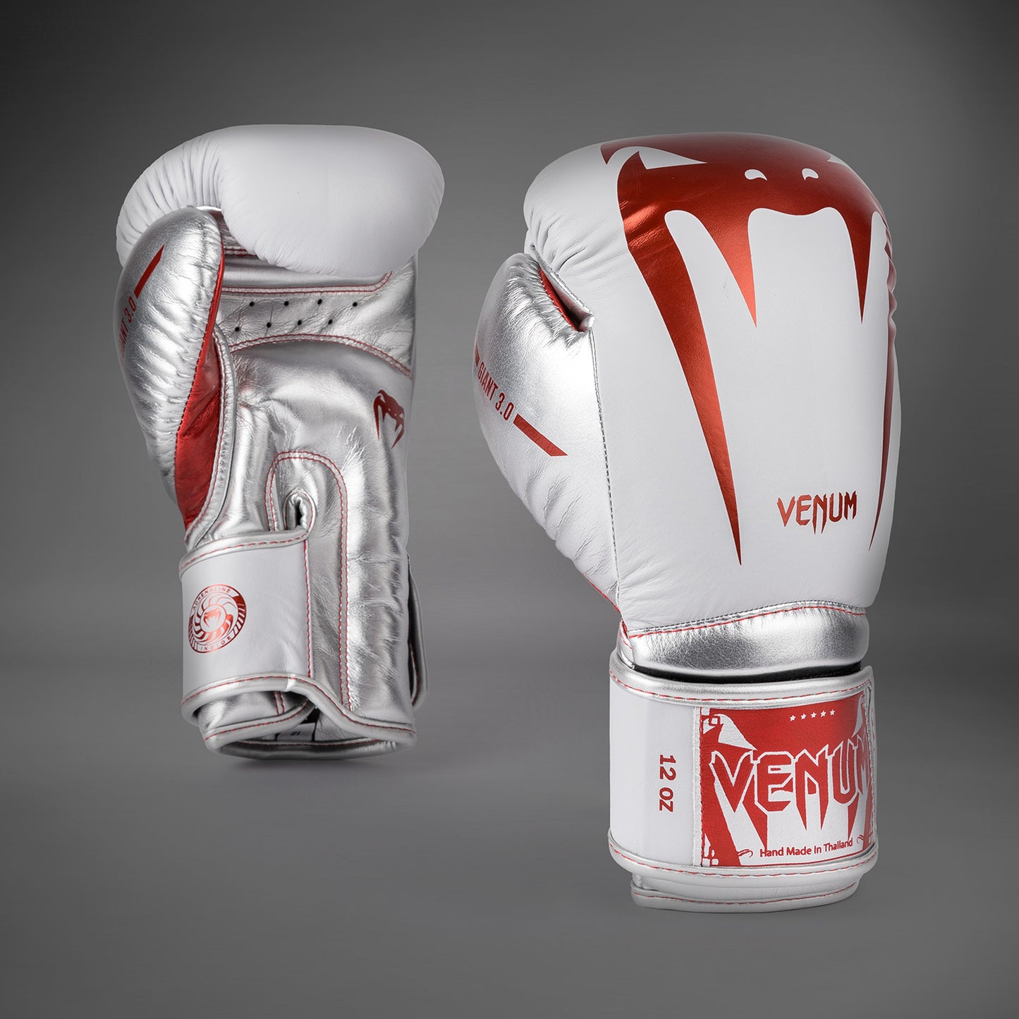 Venum Giant 3.0 Boxing gloves - Red/Silver - Special Edition