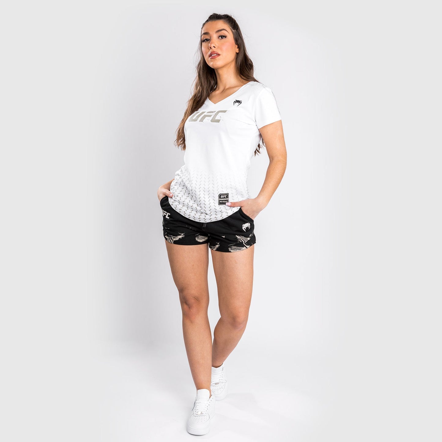 UFC Venum Authentic Fight Week Women’s 2.0 Short Sleeve T-Shirt - White
