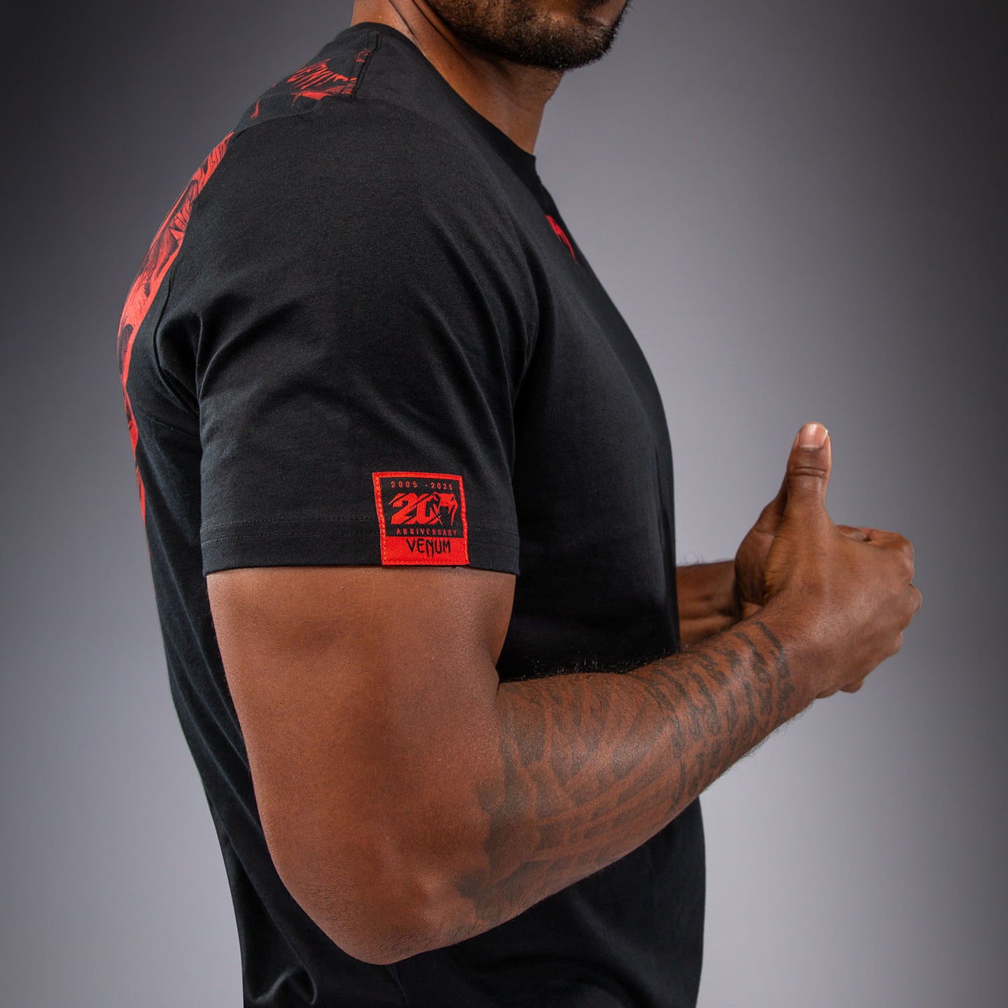 Venum 20th Anniversary T-Shirt - Black/Red
