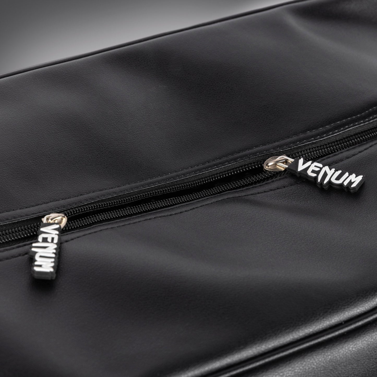 Venum sport bag - Black/White