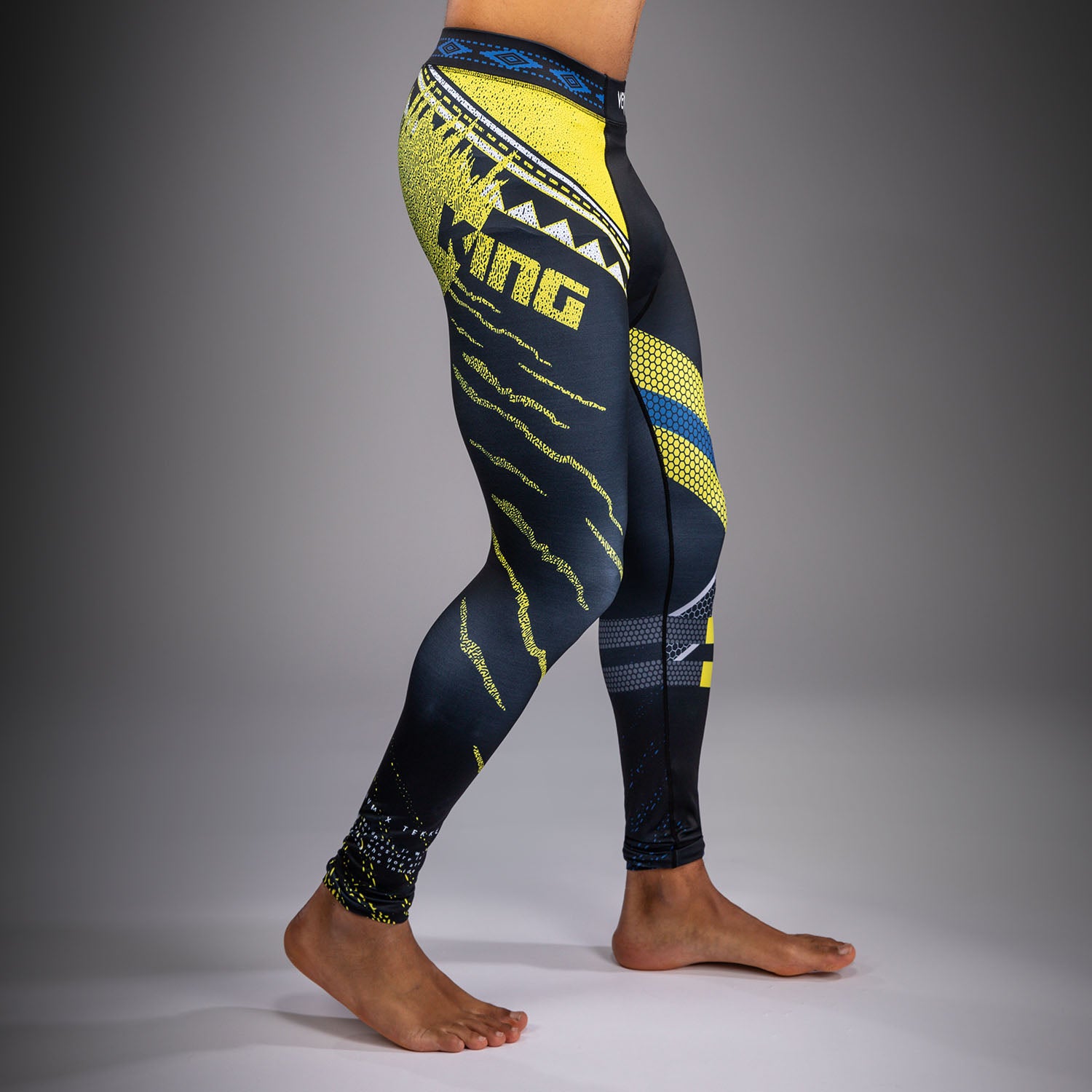 Venum x TEKKEN 8 Spats - King - Black/Yellow - Venum
