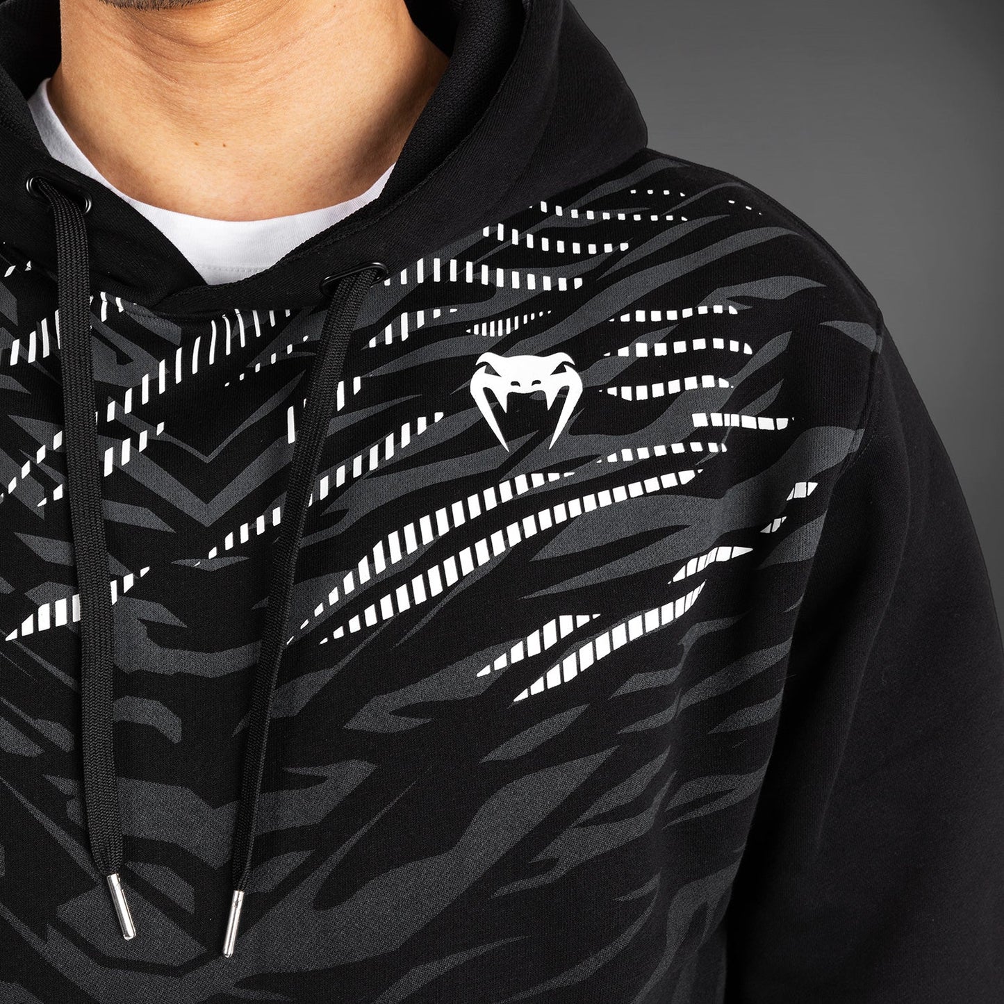 UFC Fusion by Venum Men’s Replica Pullover Hoodie - Black