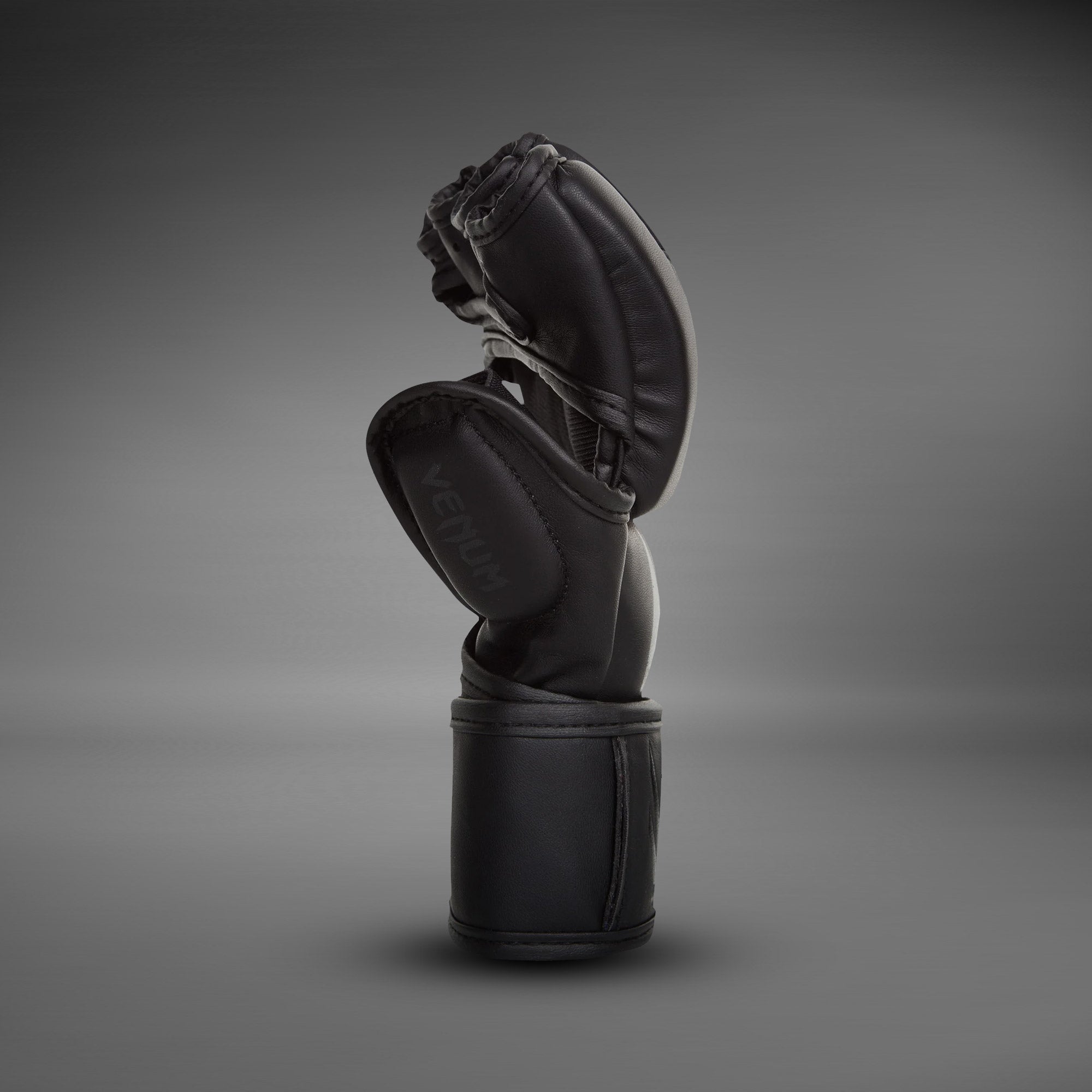 Venum Challenger MMA Gloves - Matte/Black - Venum