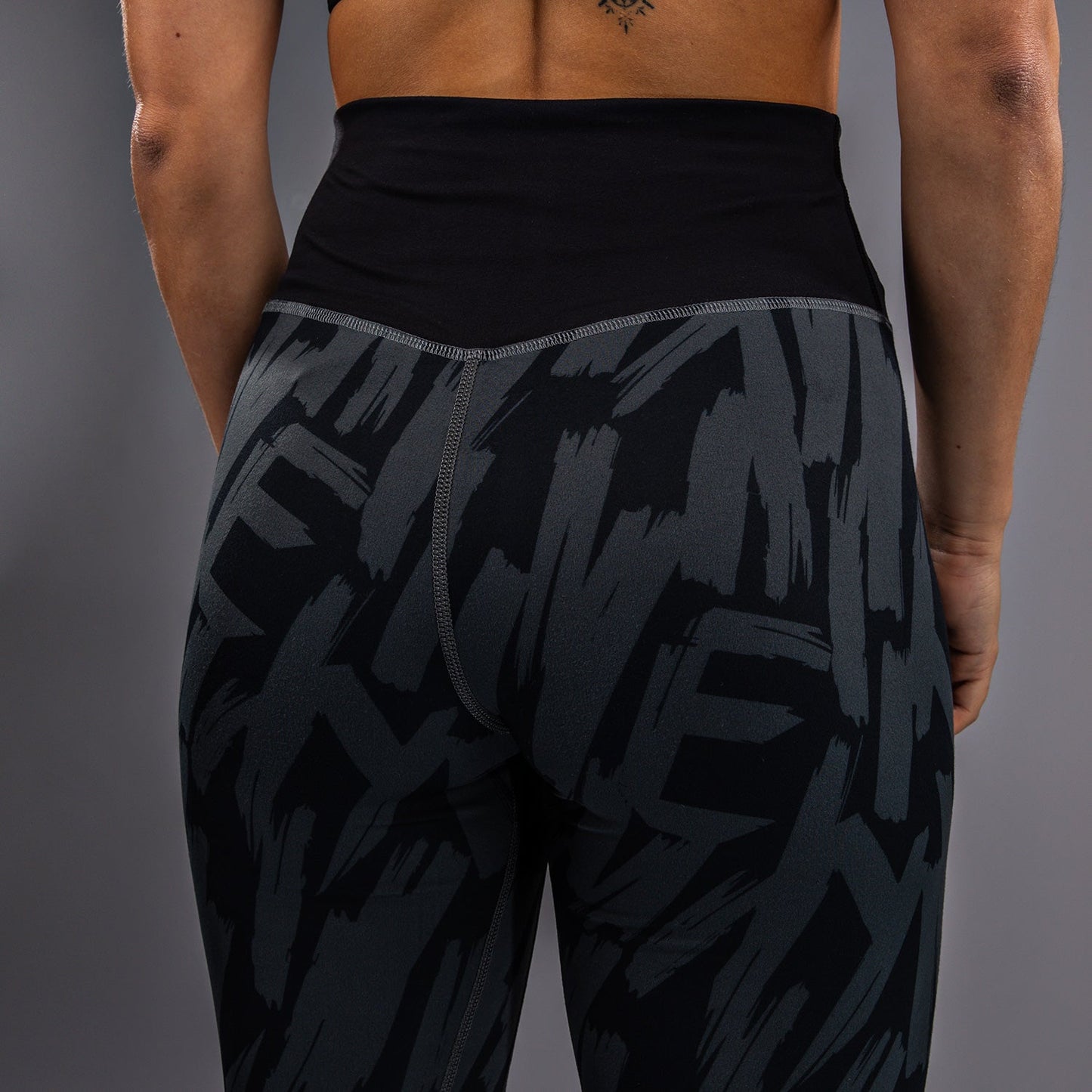 Venum Graffiti Women’s 7/8 Leggings - Urban Charcoal