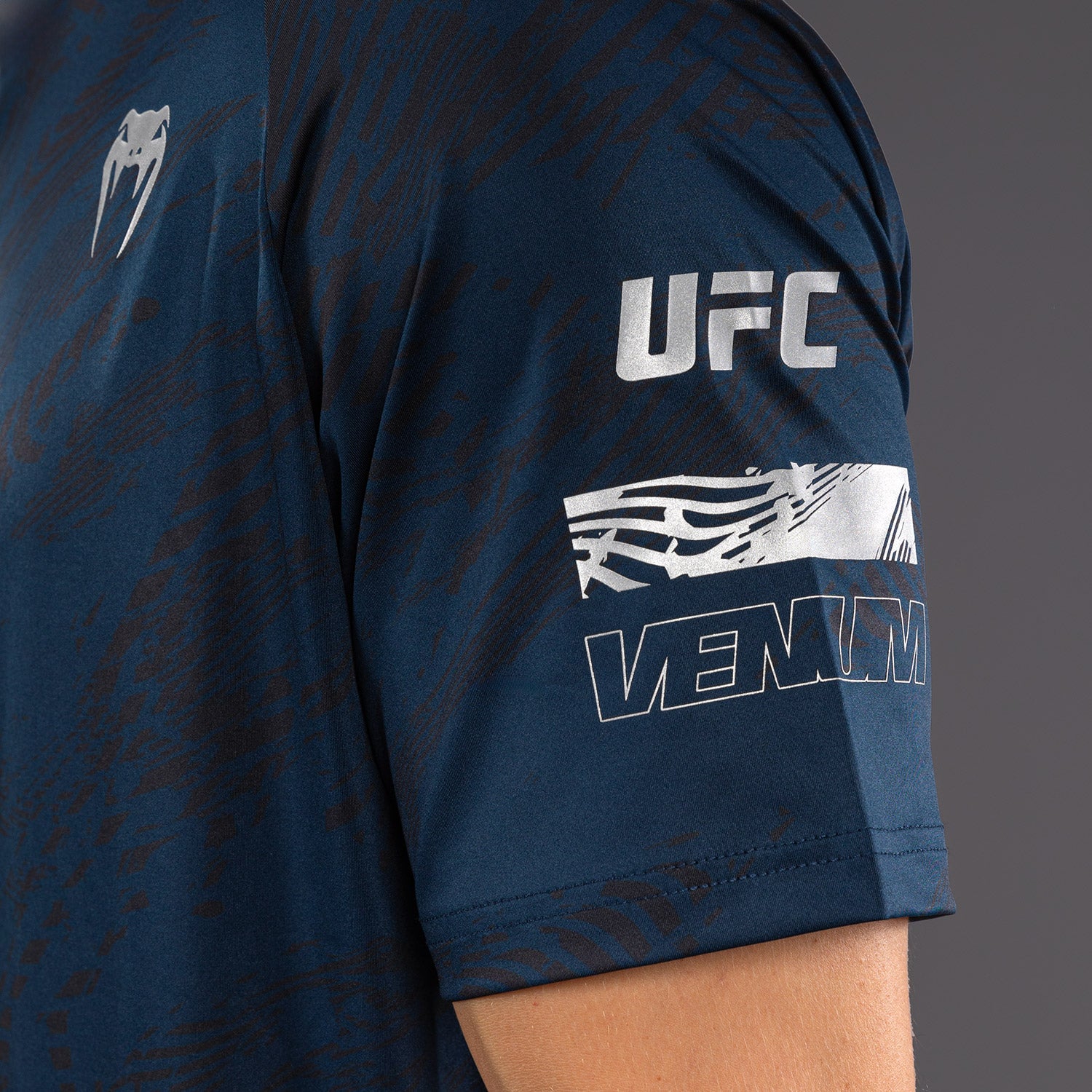 UFC Fusion by Venum Fight Week Men's Dry-Tech T-Shirt - Oceanic
