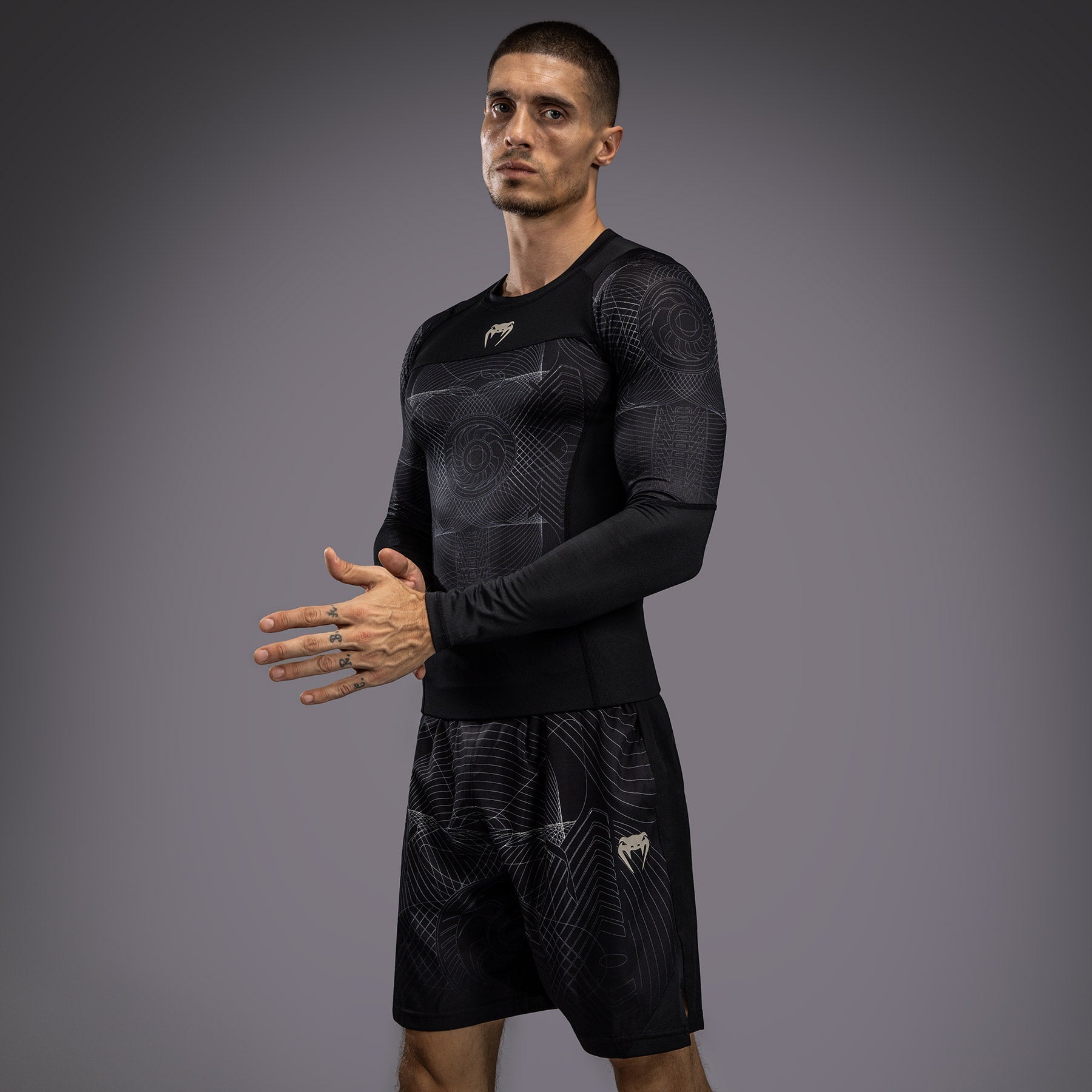 Venum G-Fit Air Men's Long Sleeve Rashguard - Deep Black