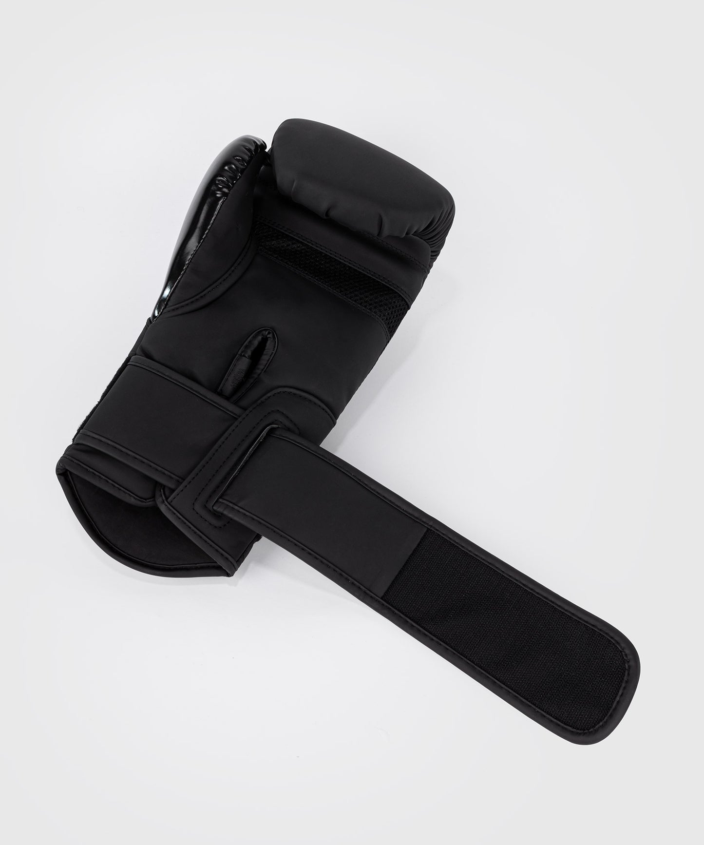 Venum Challenger 4.0 Boxing Gloves - Black/Black