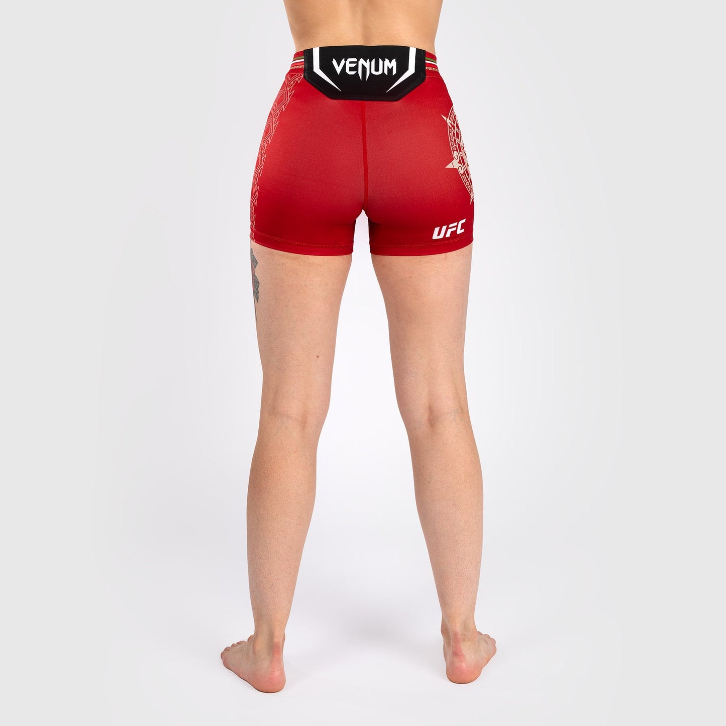 Noche UFC by Venum Authentic Fight Night Women’s Vale Tudo Short - Short Fit - Red