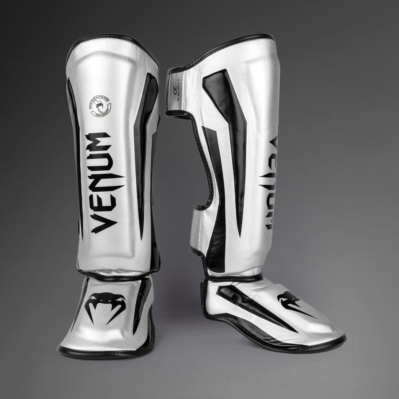 『HAMI VEN 6337 BLACK×SILVER』 Venum Elite Standup Shinguards - Silver/Black - Venum