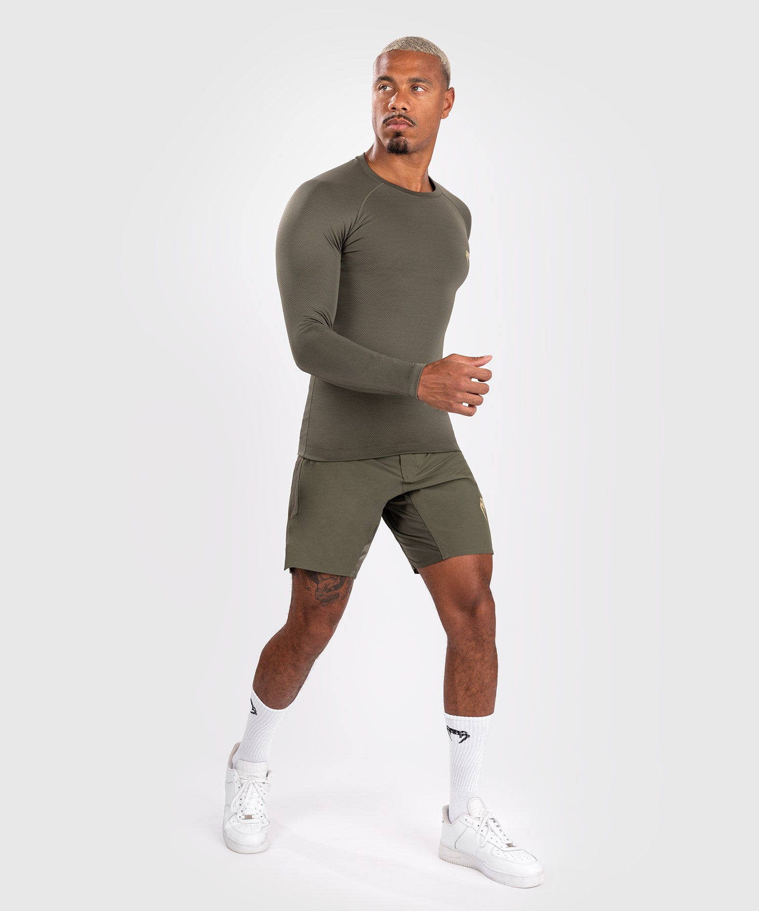 Rashguard à manches longues pour hommes Venum Contender - Kaki - T-shirts de compression