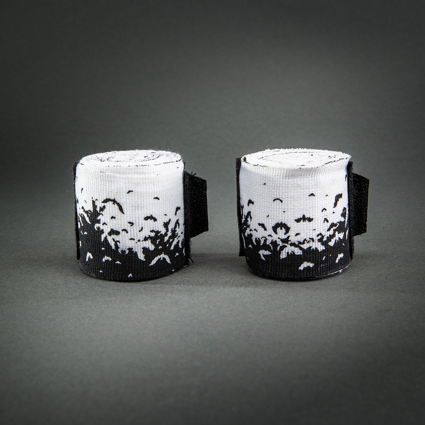 Venum Bats Night Handwraps - Black/White
