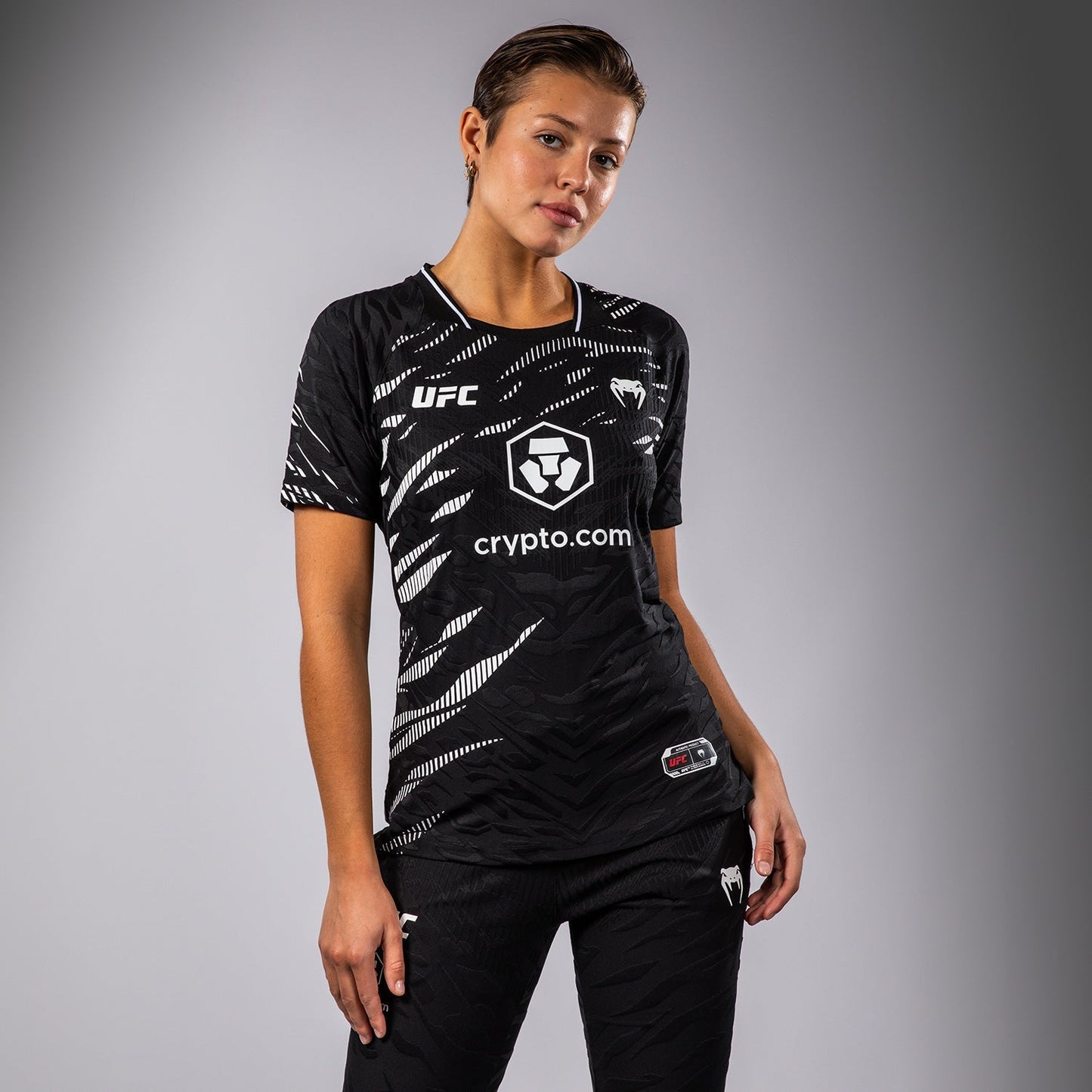 UFC Fusion by Venum Authentic Fight Night Women’s Walkout Jersey - Black