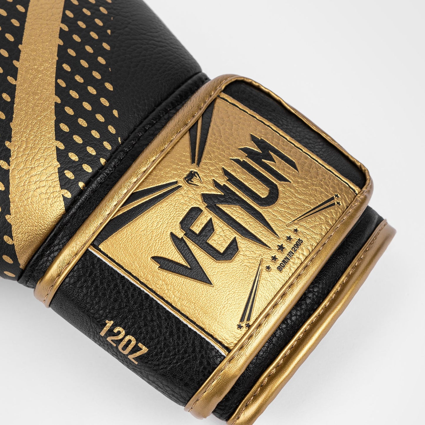Venum Lightning Boxing Gloves - Gold/Black