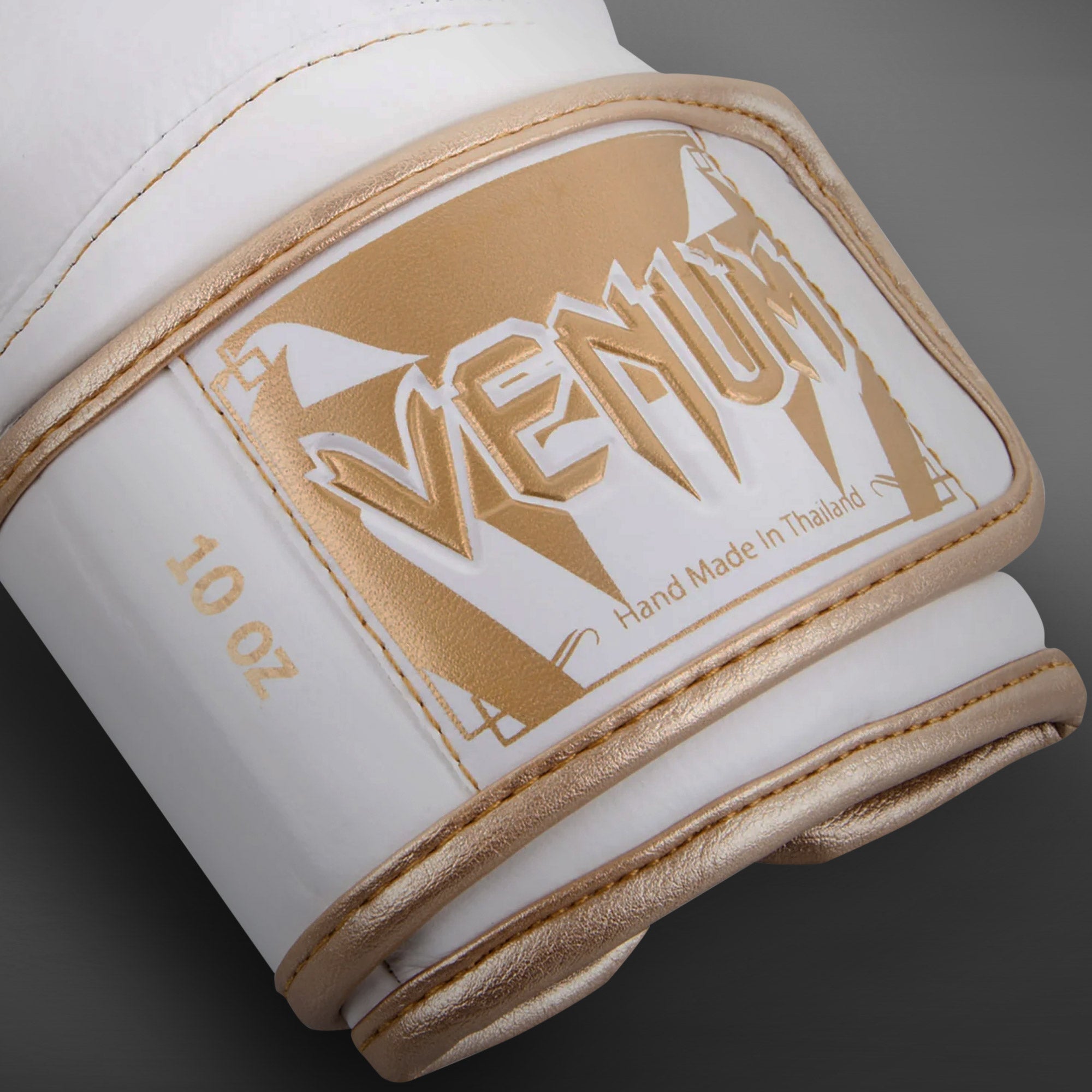 Venum ボクシンググローブ ホワイト/ゴールド 3.0/ 14oz 15c44650f769378d8684f68285e134