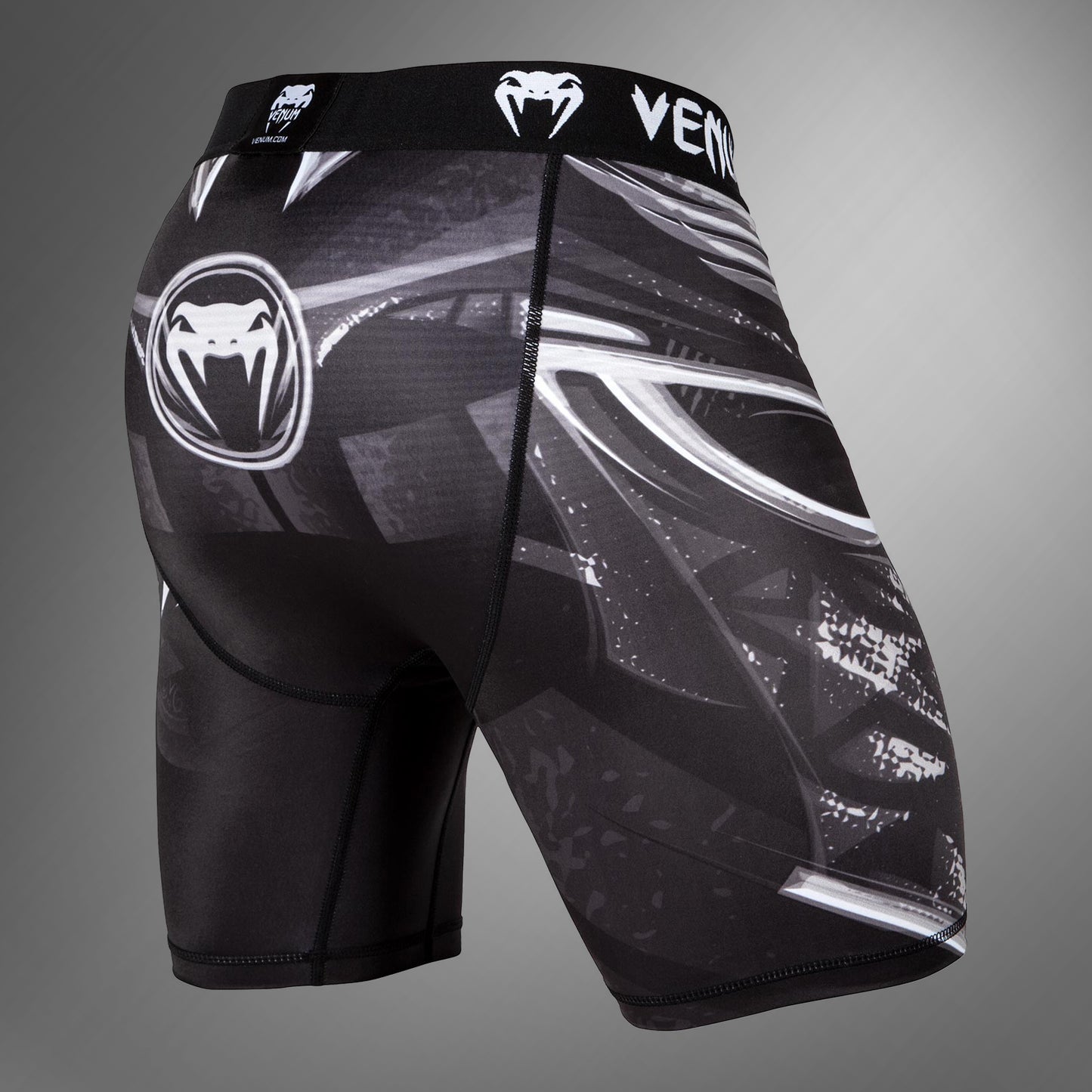 Vale Tudo Shorts Venum Gladiator 3.0 - Black/White