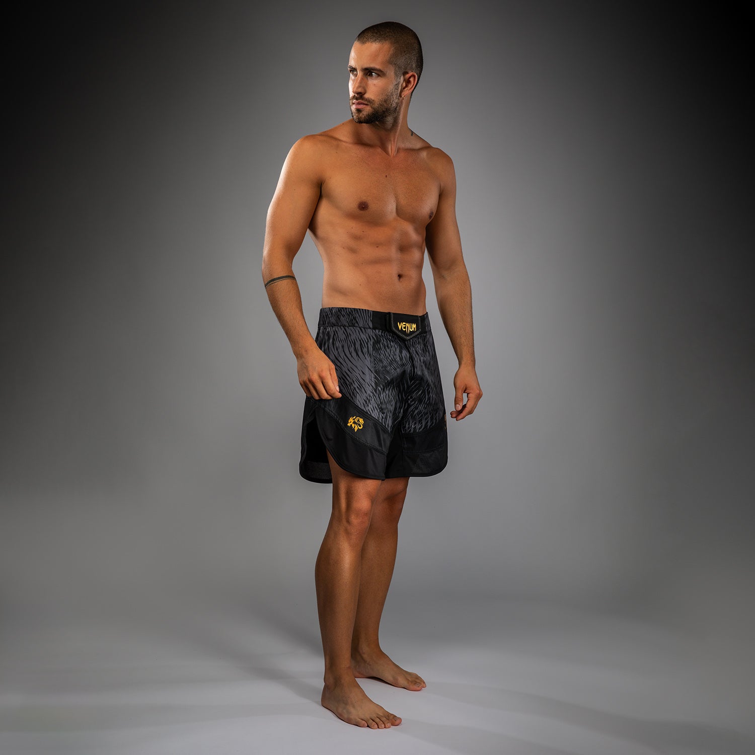 Venum x Chimaev Fightshorts - Black/Grey - Venum