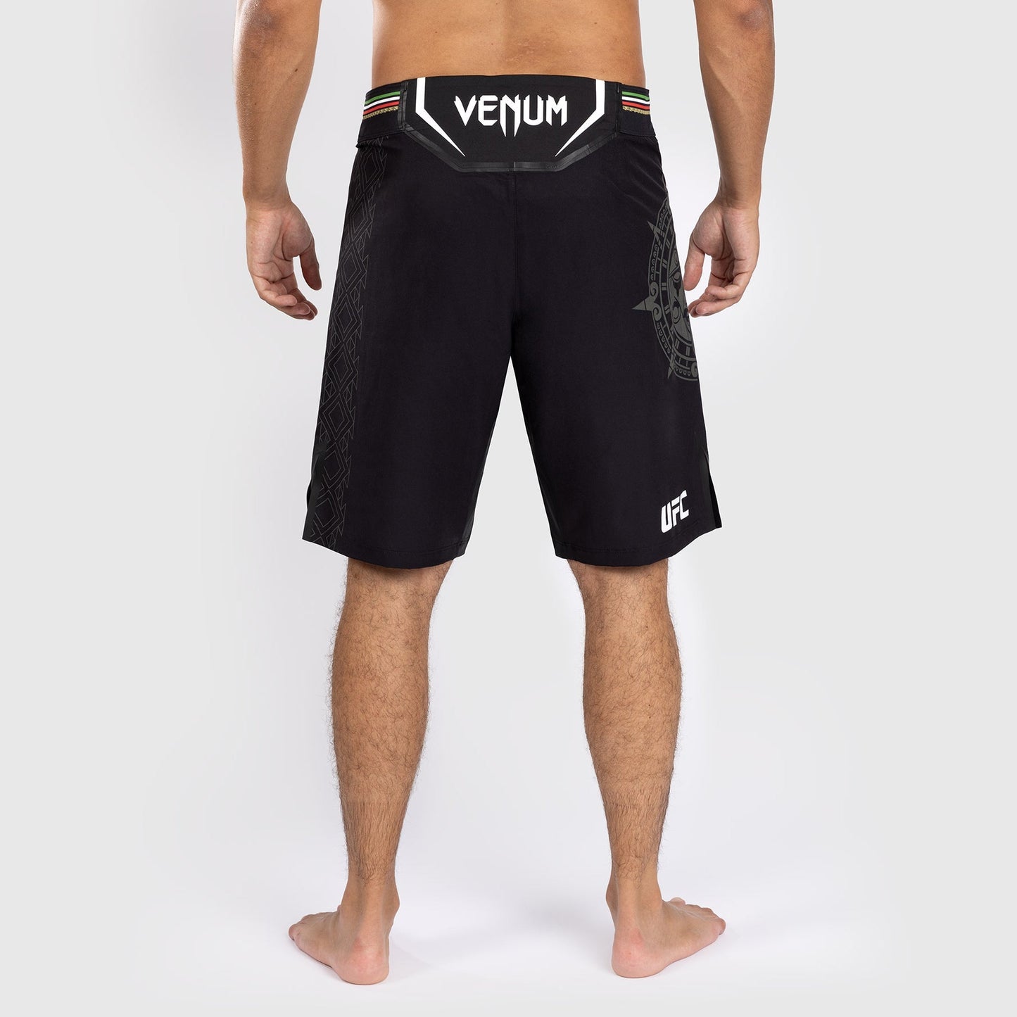 Noche UFC By Venum Authentic Fight Night Men’s Fight Short - Long Fit - Black