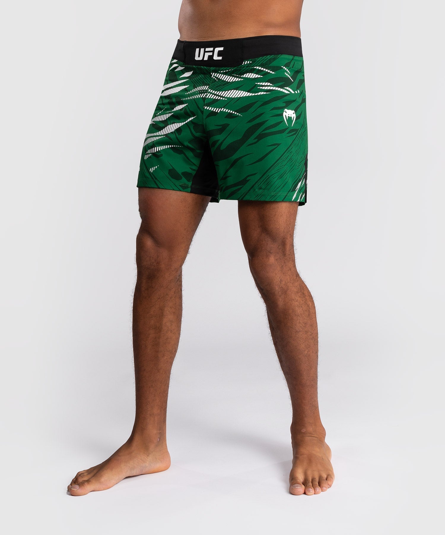 UFC Venum グリーンショーツ Sサイズ（US） UFC Fusion by Venum Authentic Fight Night Men's Fight Short