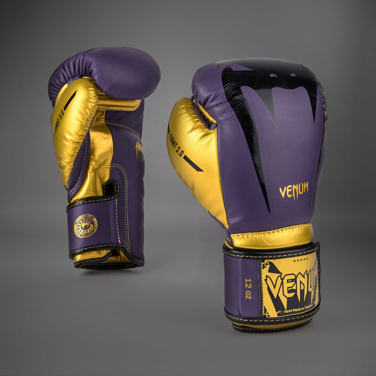 Venum Giant 3.0 Boxing Gloves - Nappa Leather - Black/Black
