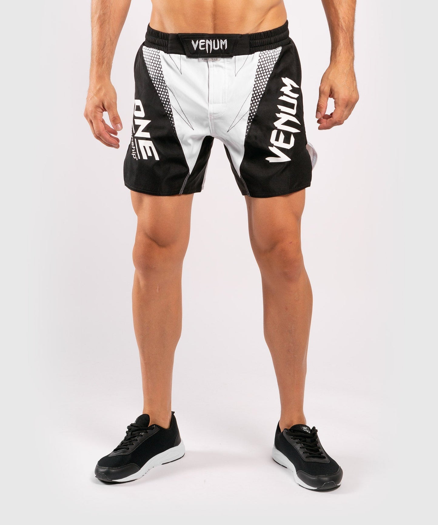 Venum x ONE FC Fightshorts - White/Black