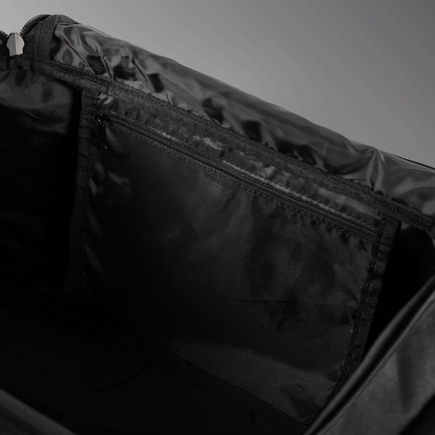 Venum Essential Sports Bag (37L) - Black  product-type_Sports Bags Venum