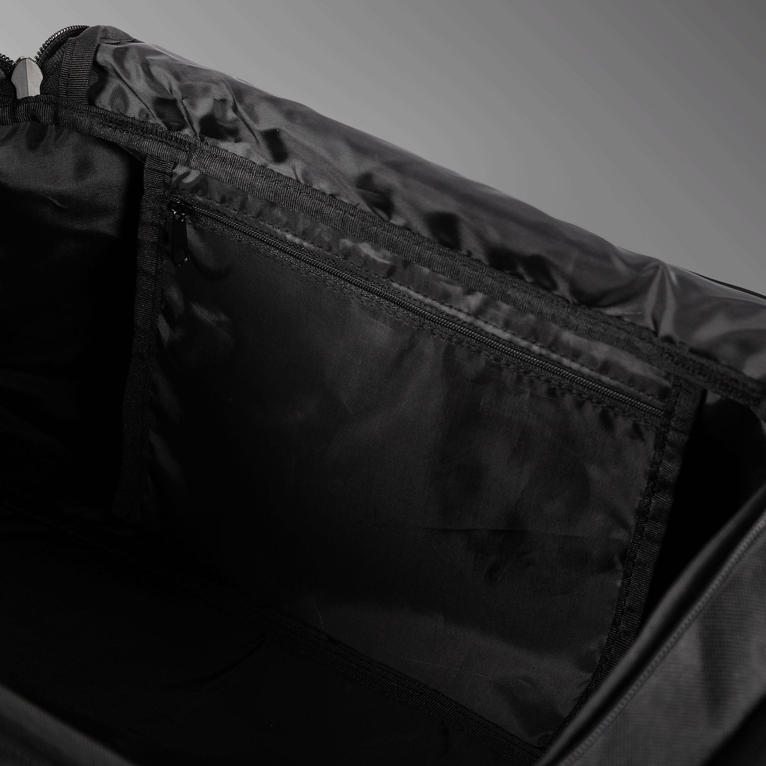 Venum Essential Sports Bag (37L) - Black  product-type_Sports Bags Venum